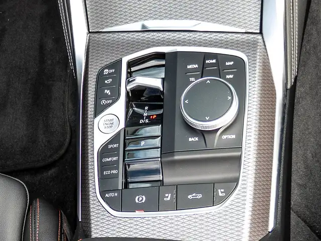 BMW 4 Series view 10