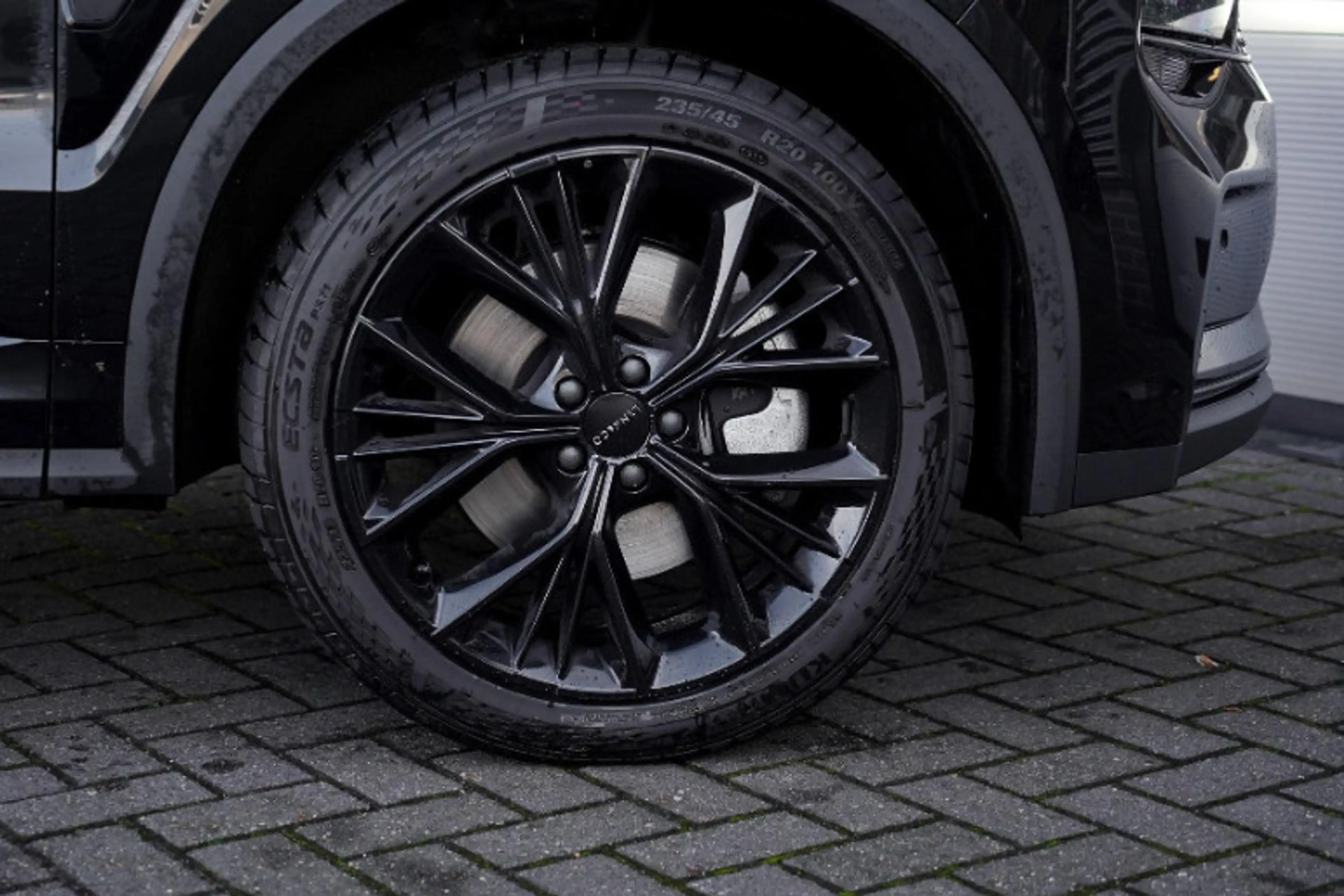 Lynk & Co 01 1.5 More — photo 7