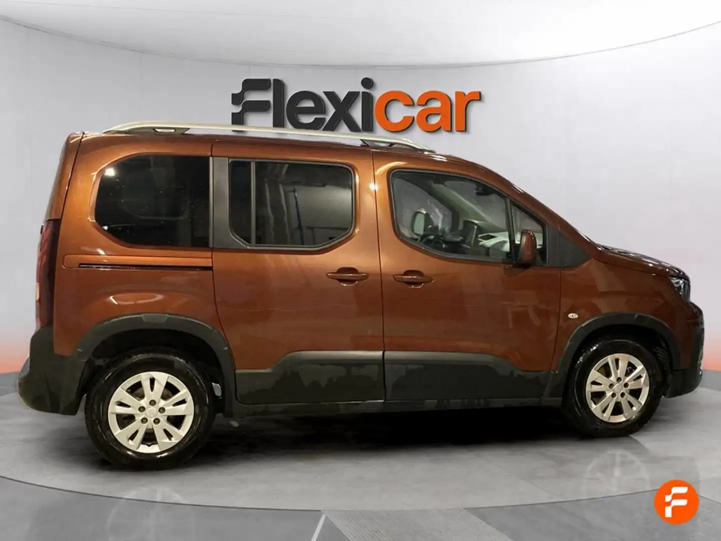 Peugeot Rifter 1.5BlueHDi S&S Standard Allure 130 Желтый - 2