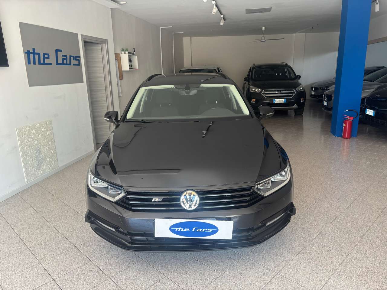 Volkswagen Passat Variant Passat VIII  Variant 1.6 tdi r line 120cv dsg