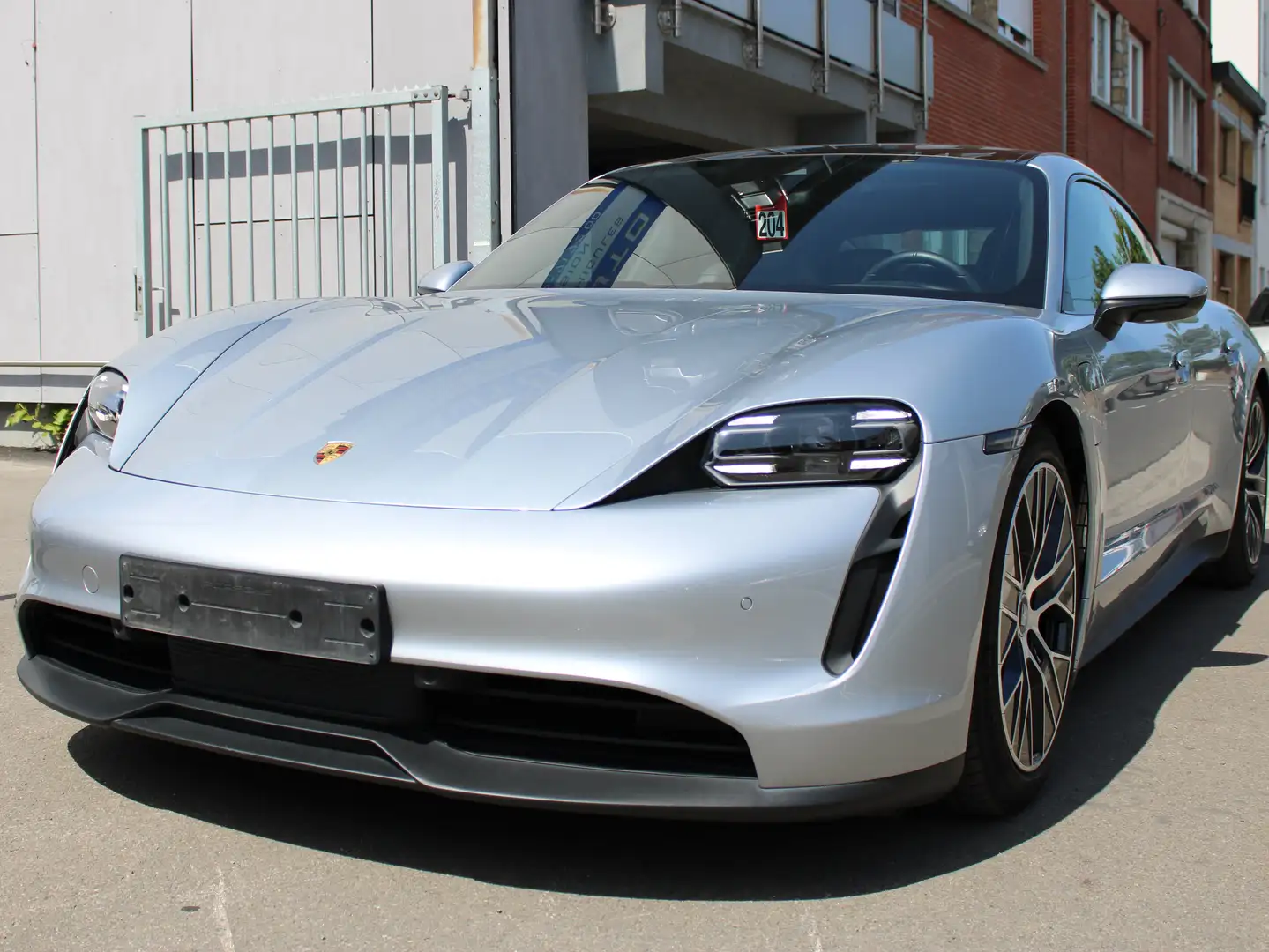 Porsche Taycan 93.4 kWh 4S Grijs - 2