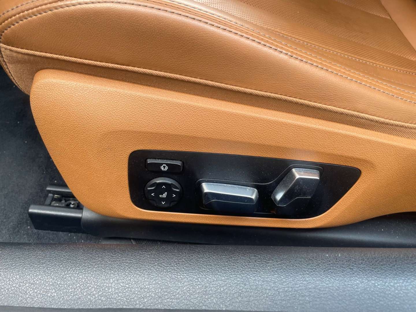 BMW Série 8 M850i XDrive - 2019 - Joinsteer - #9