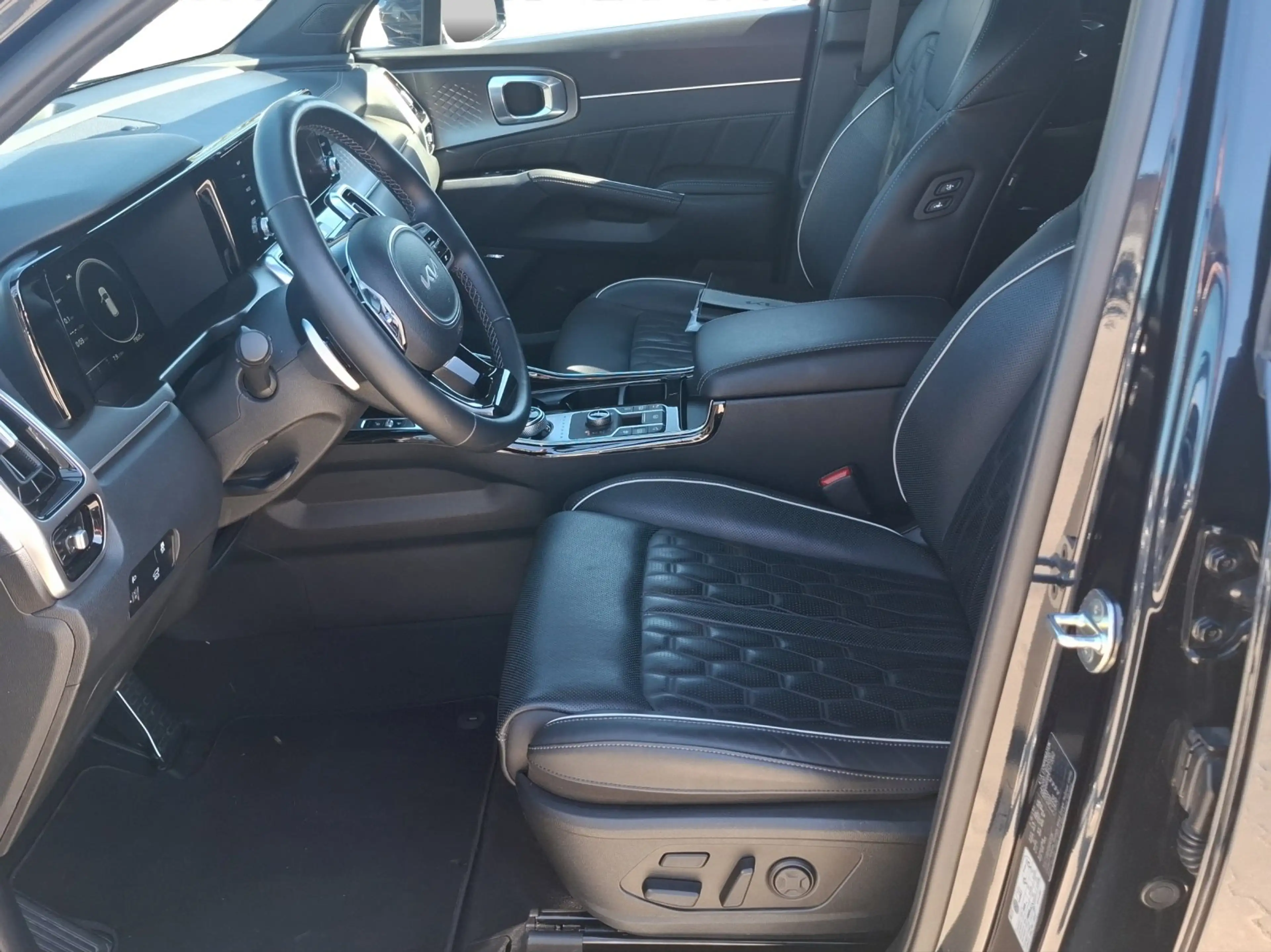 Kia Sorento Platinum 2.2 CRDi 360+HUD+Kam.+KeyLess — photo 10
