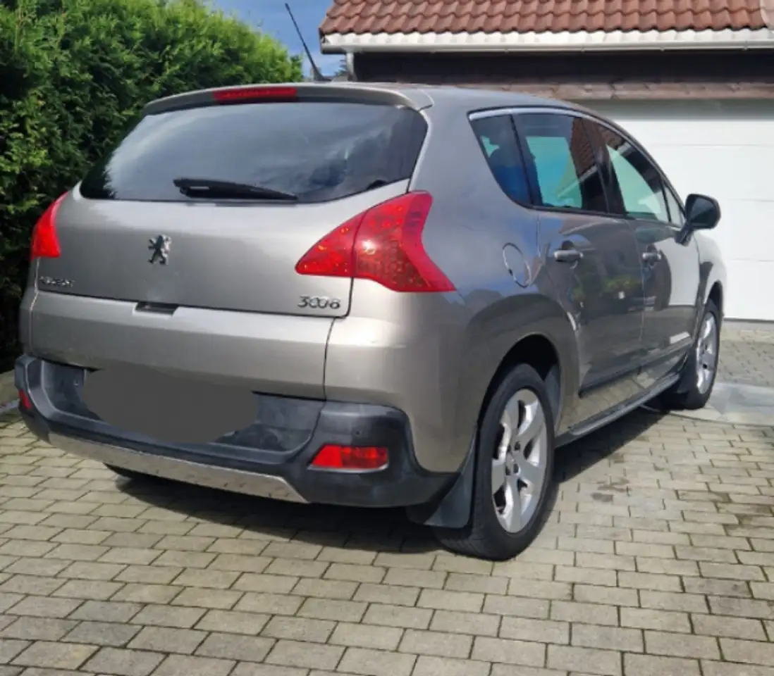Peugeot 3008 2.0 HDI 150 FAP BUSINESS PACK VU