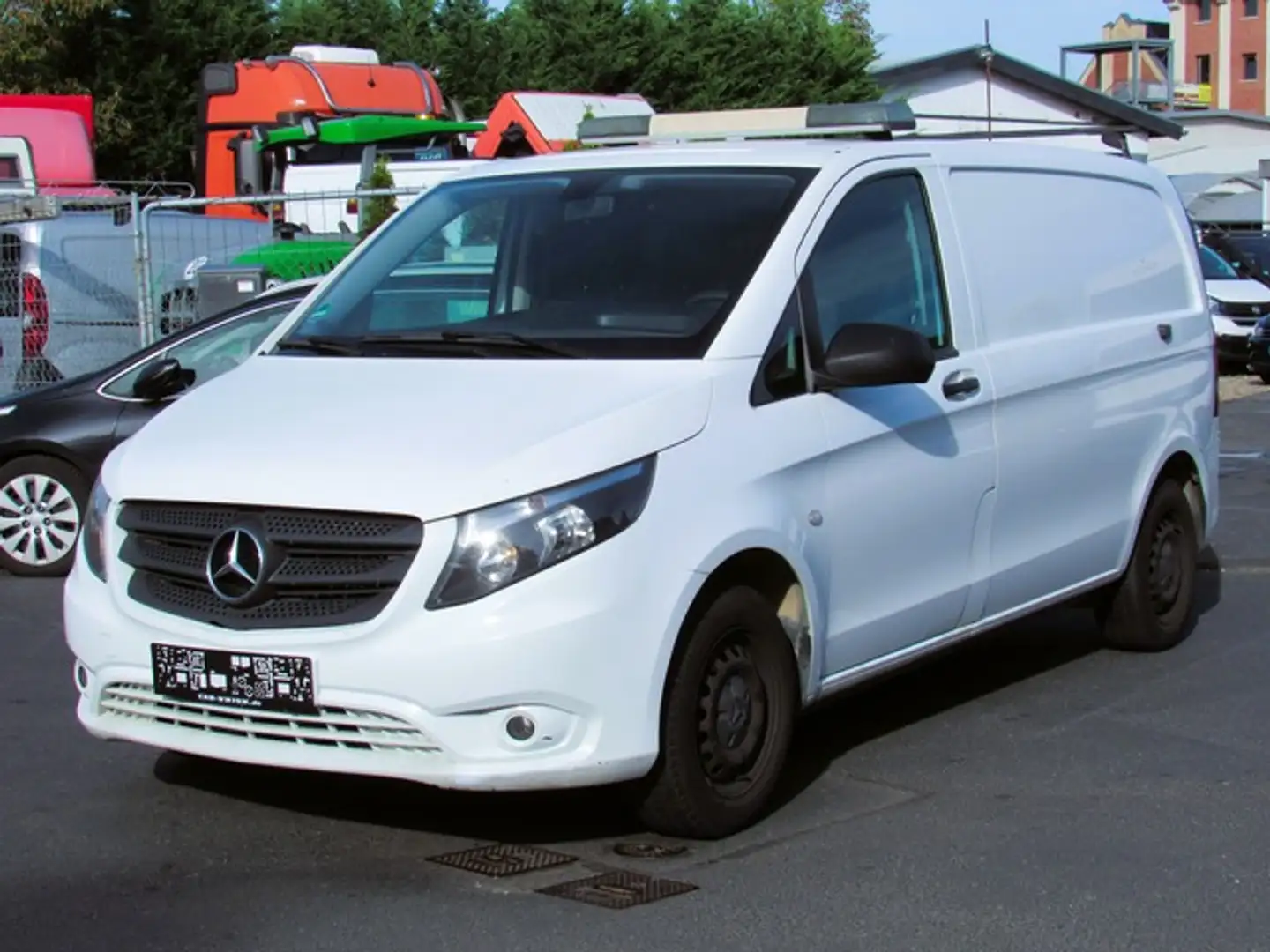 Mercedes-Benz Vito 116CDI Klima AHK Navi Regal 1.HD EU6 Blanc - 1