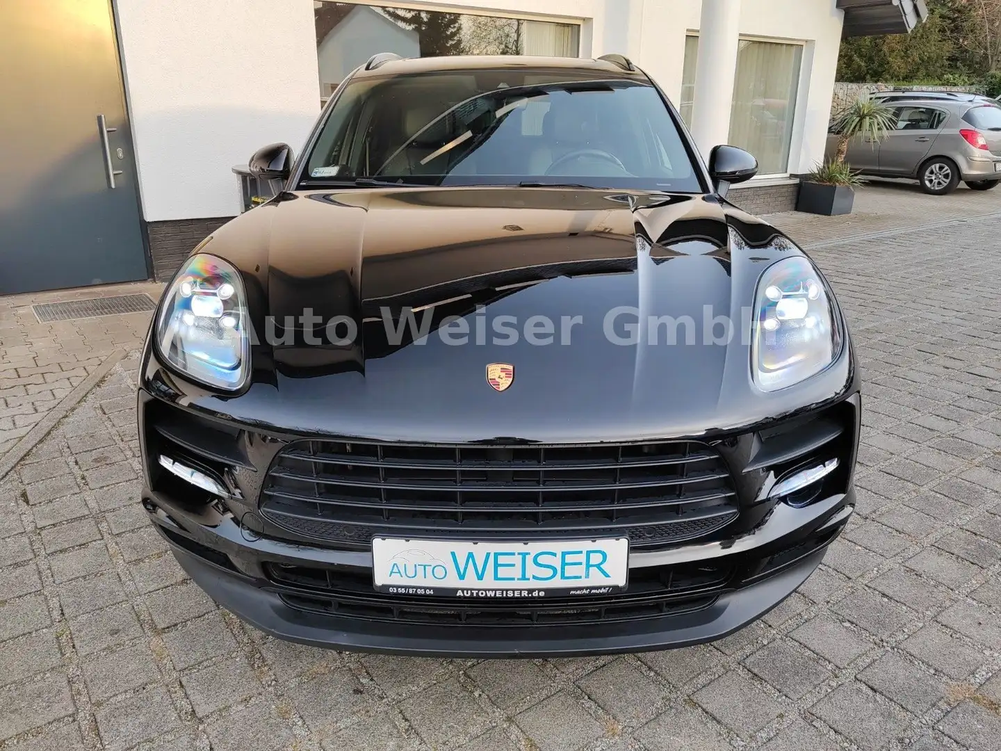 Porsche Macan *1.Hand*Allrad*Pano*Kamera*Alcantara Schwarz - 1