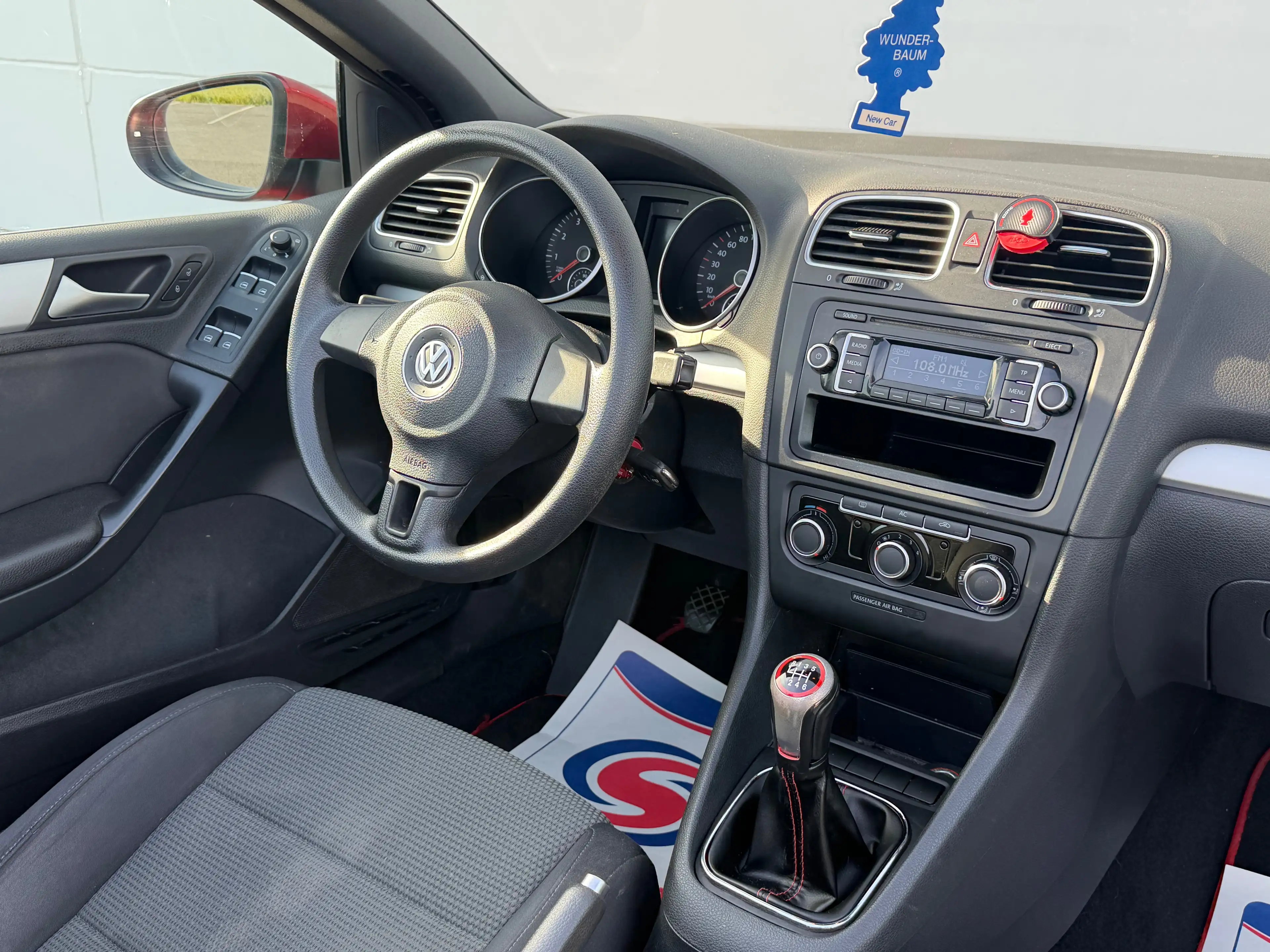 Volkswagen Golf Cabriolet 6 1.4 TSI CLIM DIGITAL / JANTES FEUX LED / GARANTIE 1 AN — photo 10