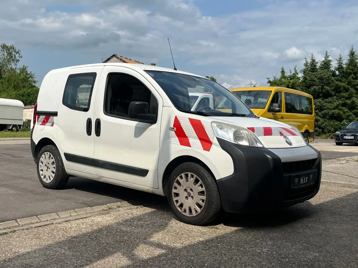 Fiat Fiorino FIORINO 1,3 JTD SX KASTEN KLIMA BREMS ASSIST Weiß - 1