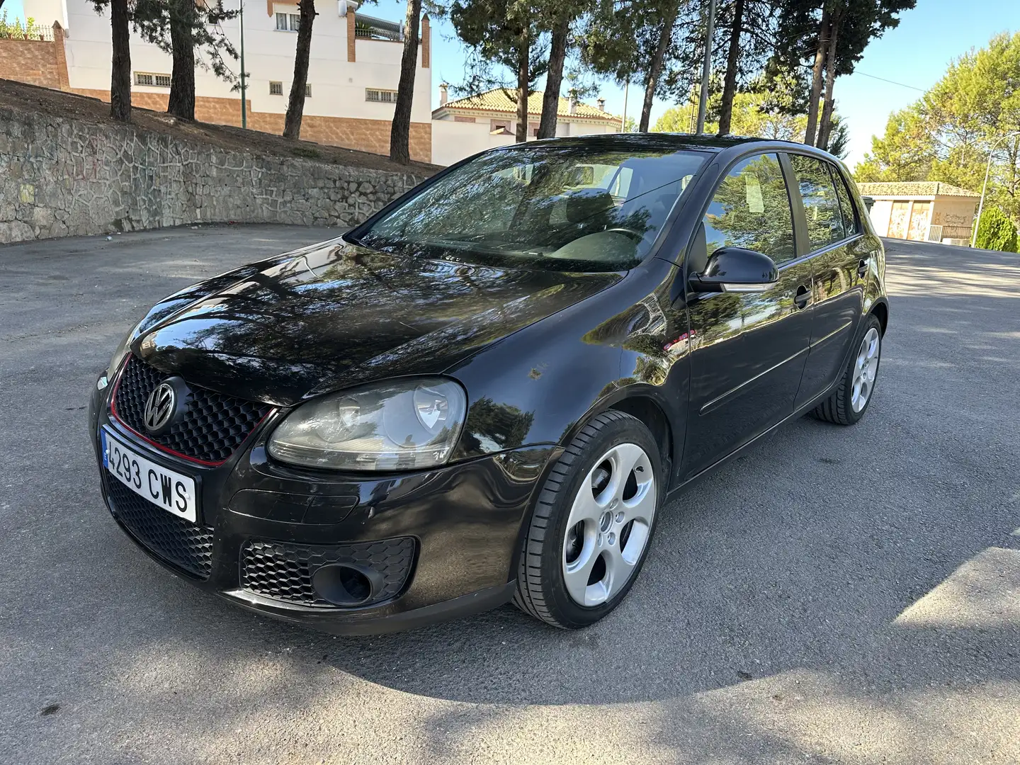 Volkswagen Golf 2.0TDI Sportline - 2