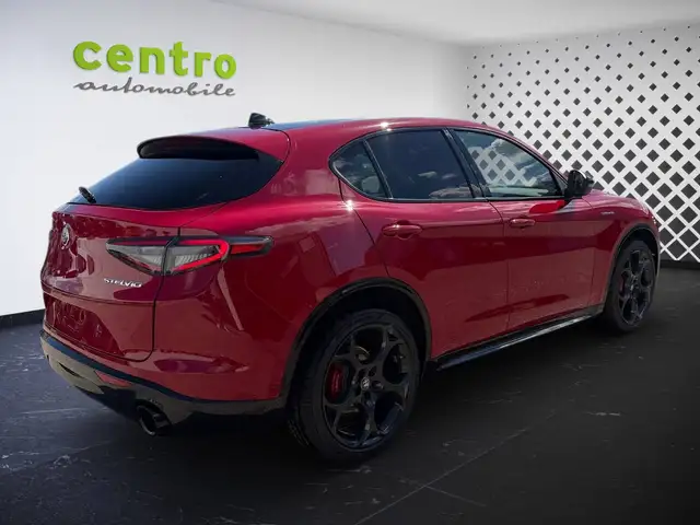 Alfa Romeo Stelvio view 6