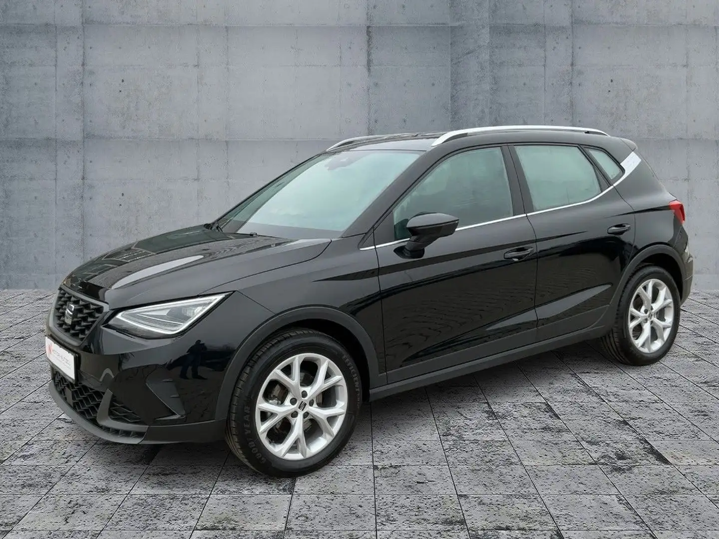 SEAT Arona 1.0 TSI FR-LINE LED+NAV+APP+GRA+SHZ+PDC+VC Schwarz - 2