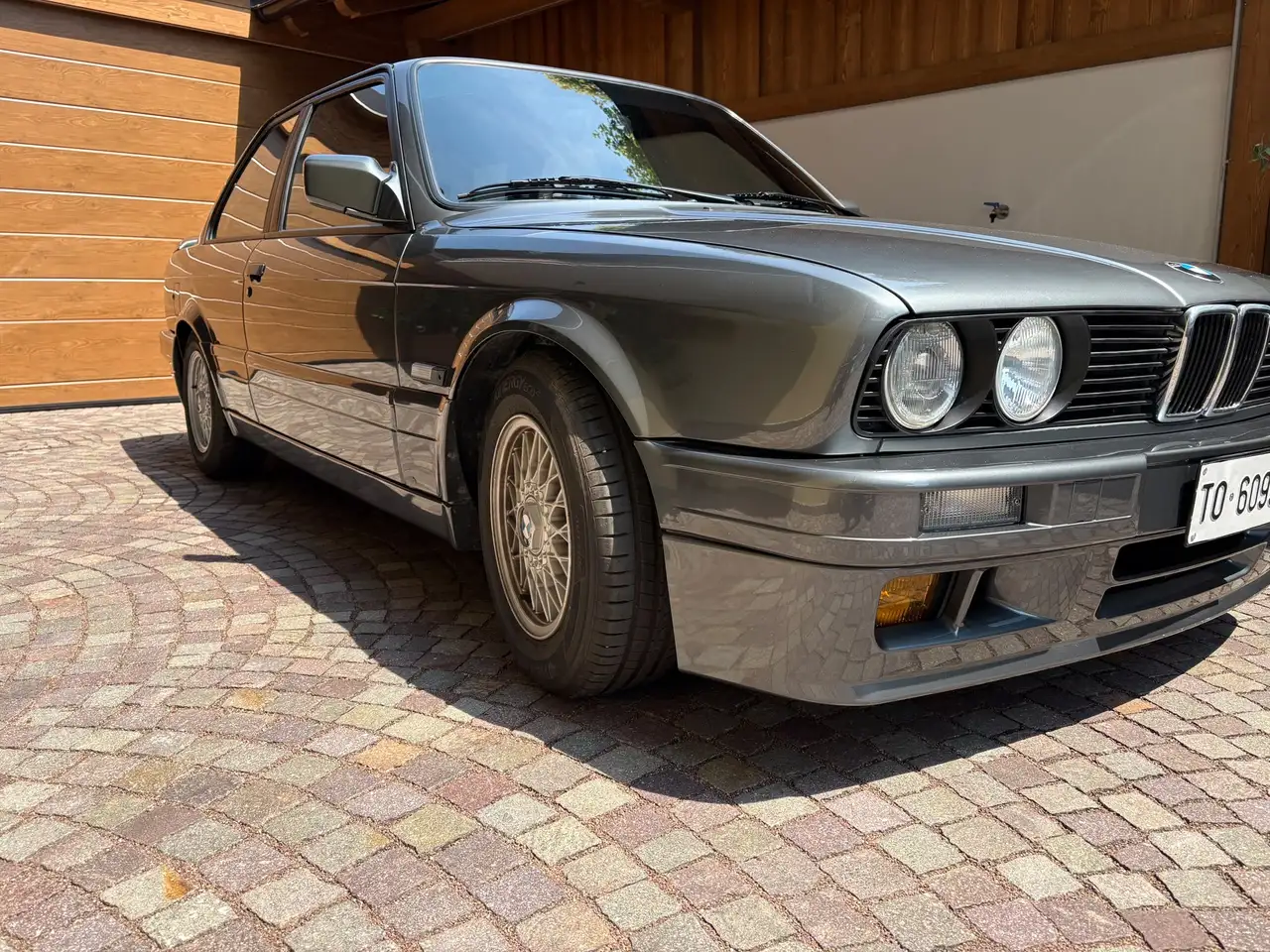 BMW 320i S c/abs 2p, foto 3