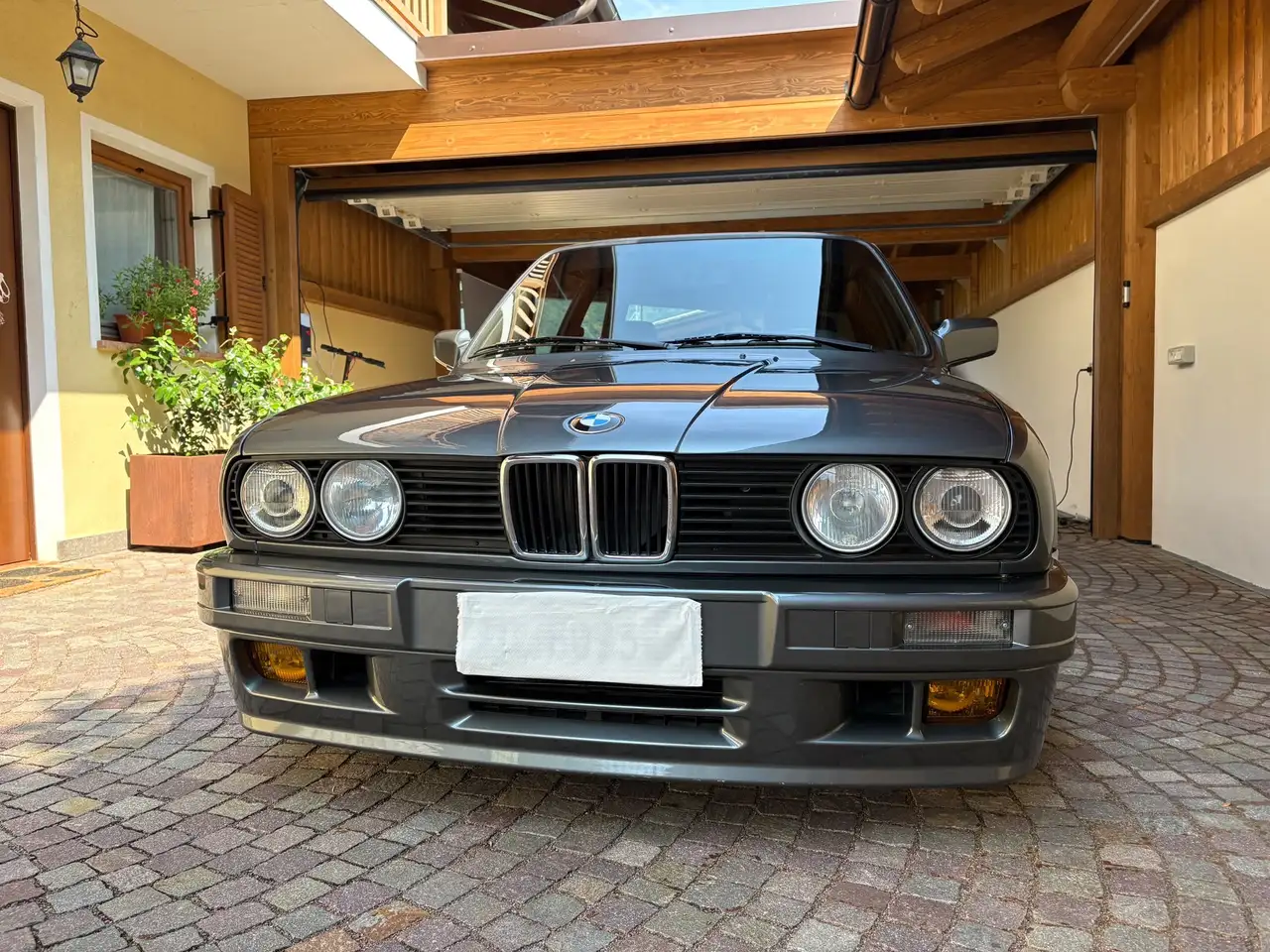 BMW 320i S c/abs 2p, foto 4