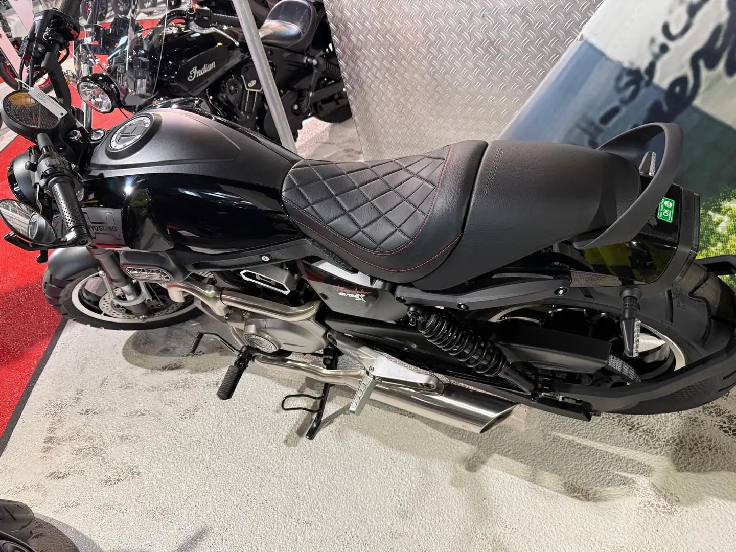 Hyosung GV 125 Hyosung GV 125X Чорний - 1