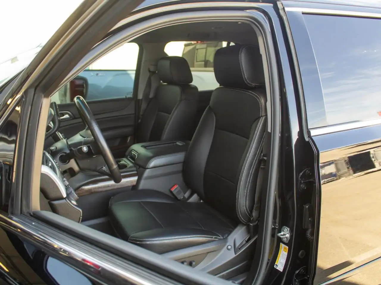 GMC Yukon снимка GMC Yukon