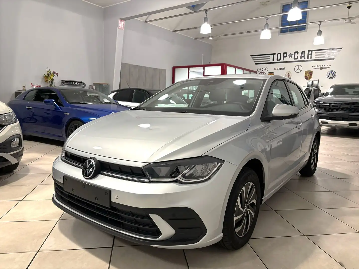 Volkswagen Polo 1.0 Tsi Life 95Cv Dsg Telecamera Post NEOPATENTATI Argento - 1