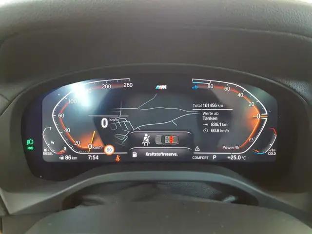 BMW X3 view 11
