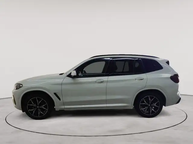 BMW X3 view 6