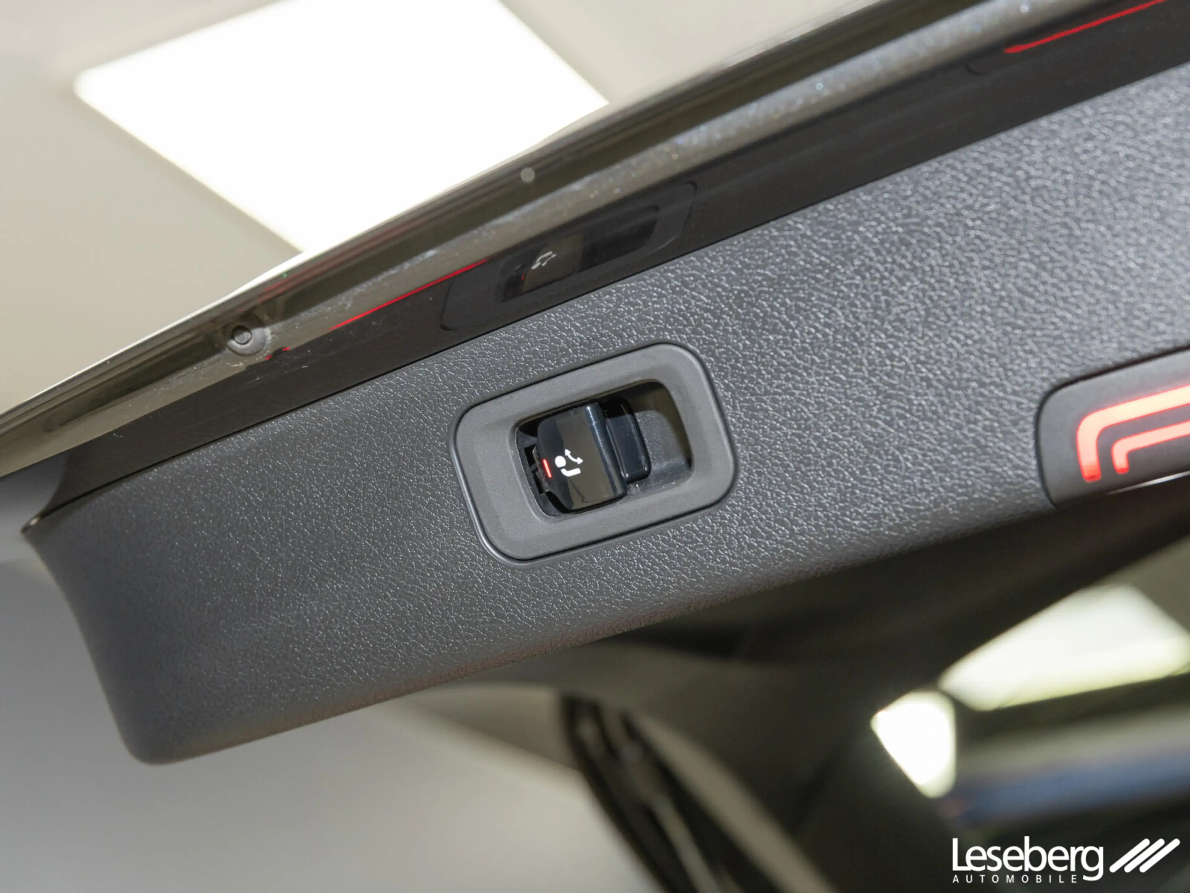 Mercedes-Benz E 300 E 300 de T AMG LED/AHK/Night/Distro/360° Kamera/ — photo 10