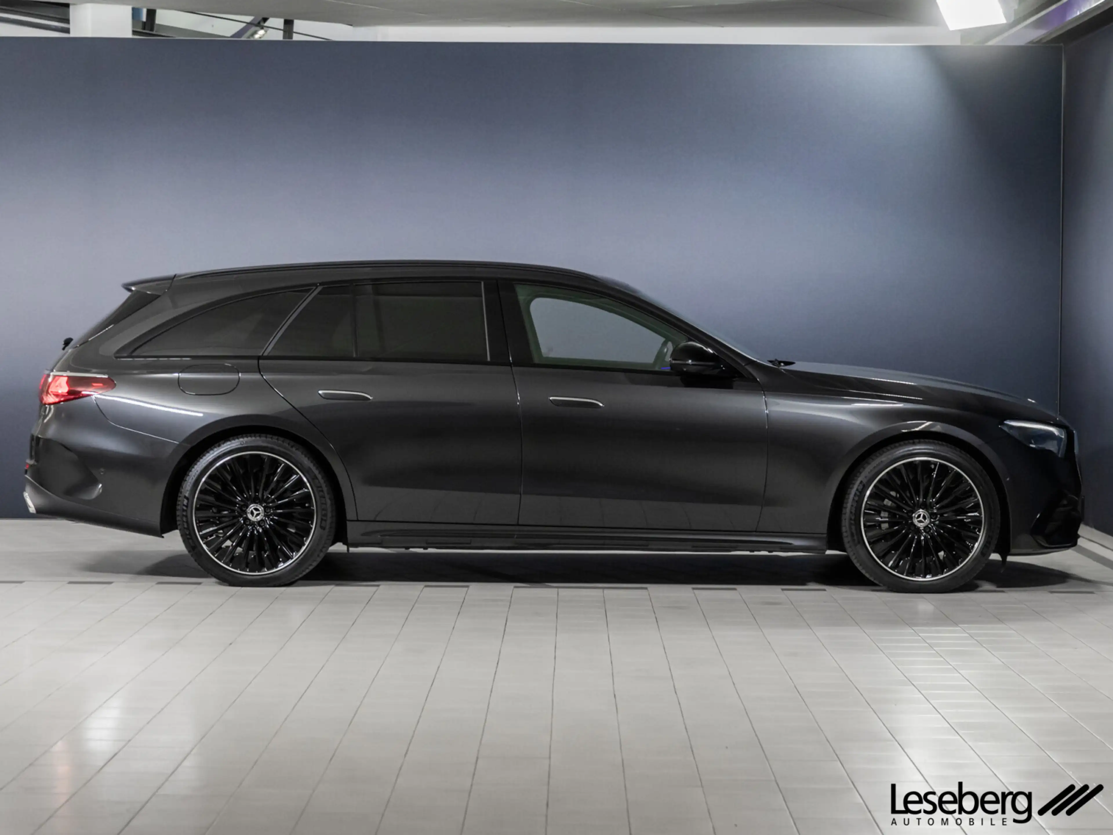 Mercedes-Benz E 300 E 300 de T AMG LED/AHK/Night/Distro/360° Kamera/ — photo 4