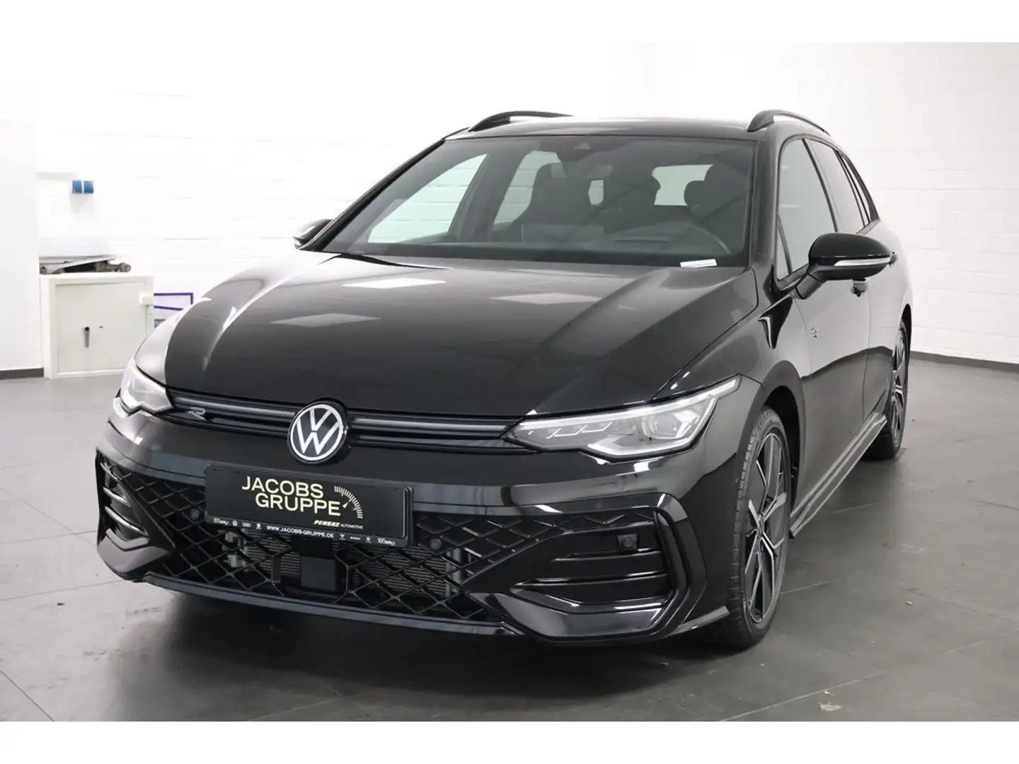 Volkswagen Golf VIII Variant 2.0 TDI R-Line "Black Style" Schwarz - 2