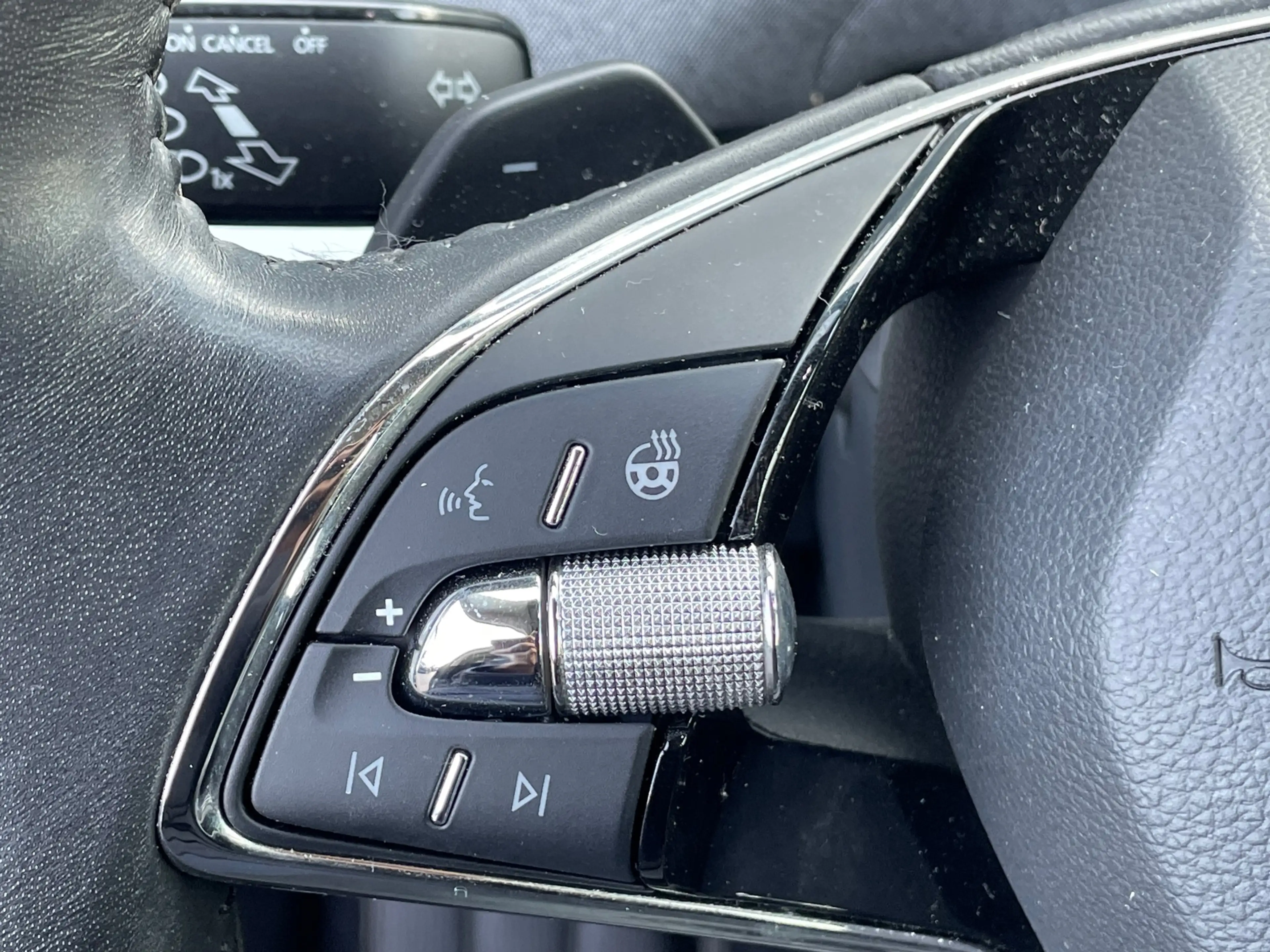 Skoda Enyaq iV 80 SOH 89.4% — photo 10