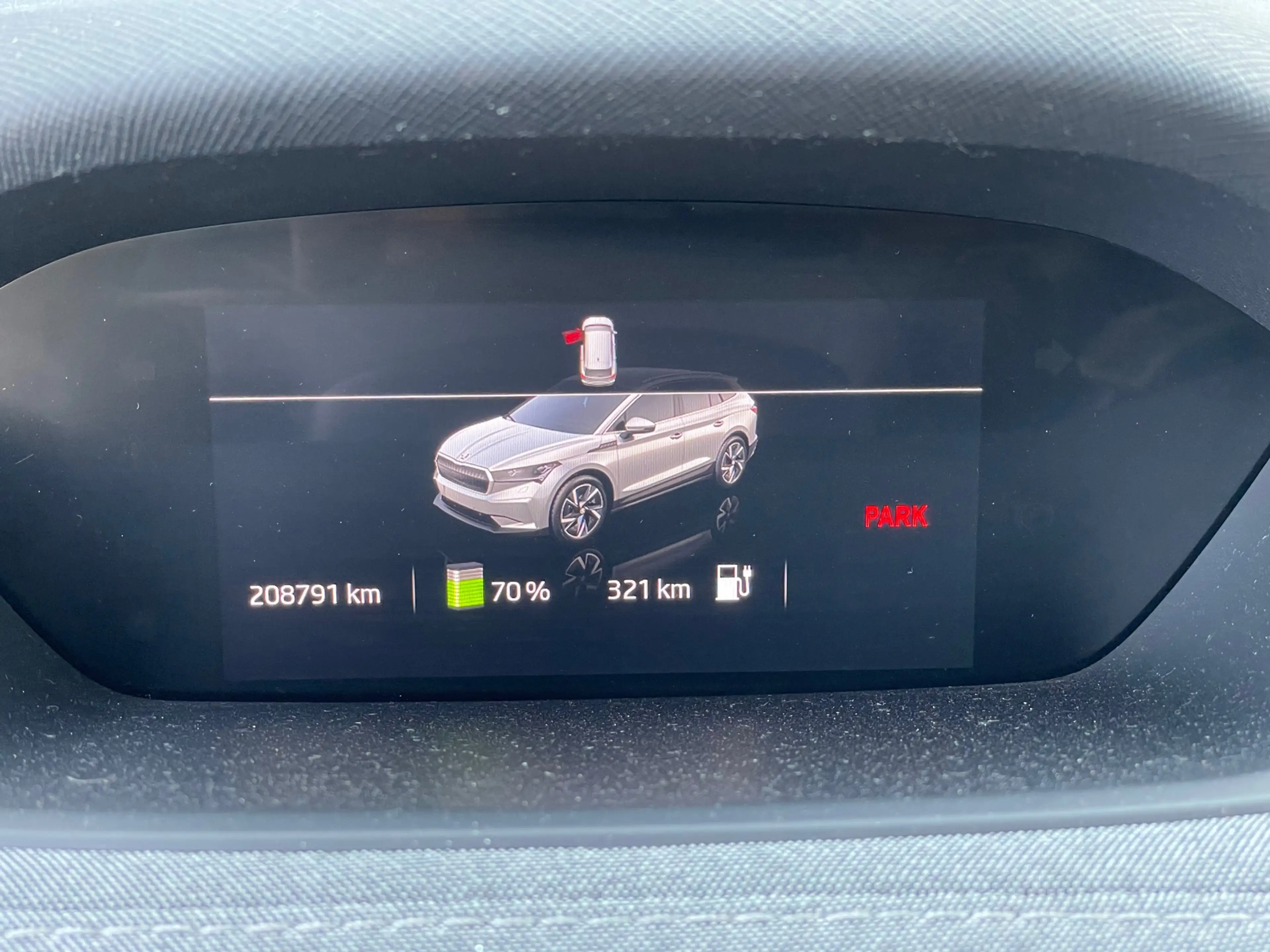 Skoda Enyaq iV 80 SOH 89.4% — photo 9