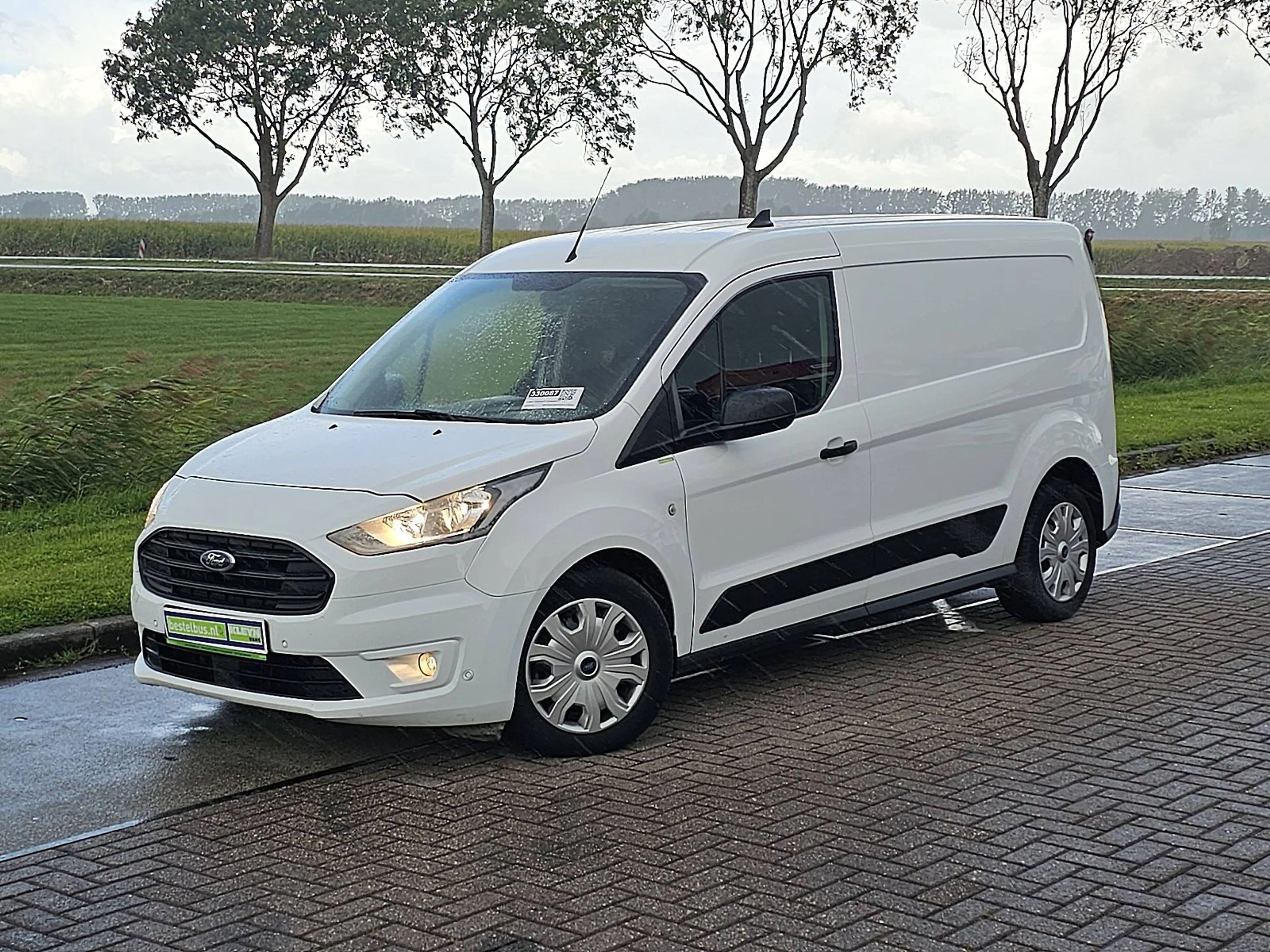 Ford Transit Connect 1.5 L2 ac EURO6 — photo 2