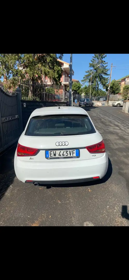 Audi A1 Sportback 1.6 tdi Admired s-tronic - 2
