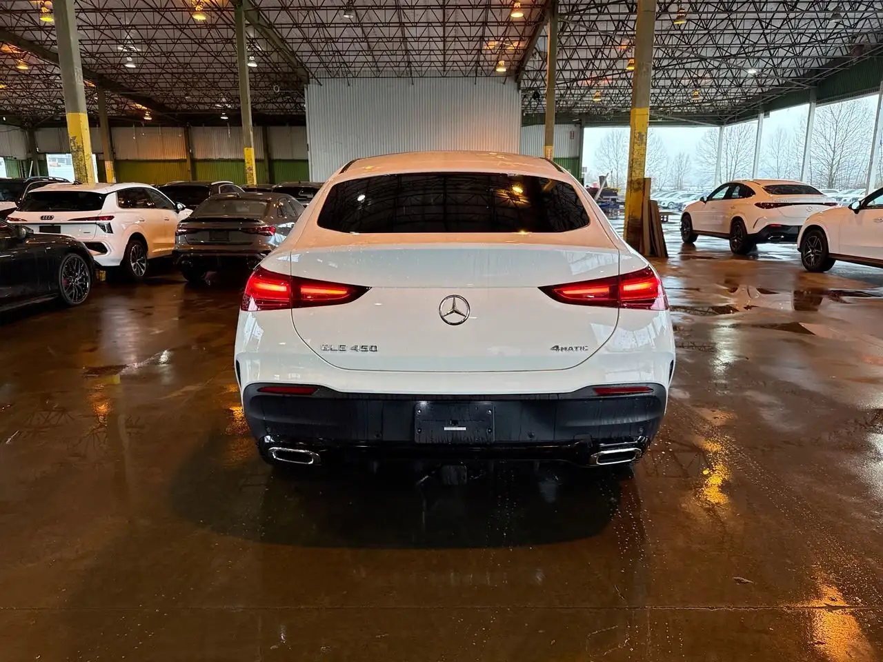 Mercedes-Benz GLE снимка Mercedes-Benz GLE