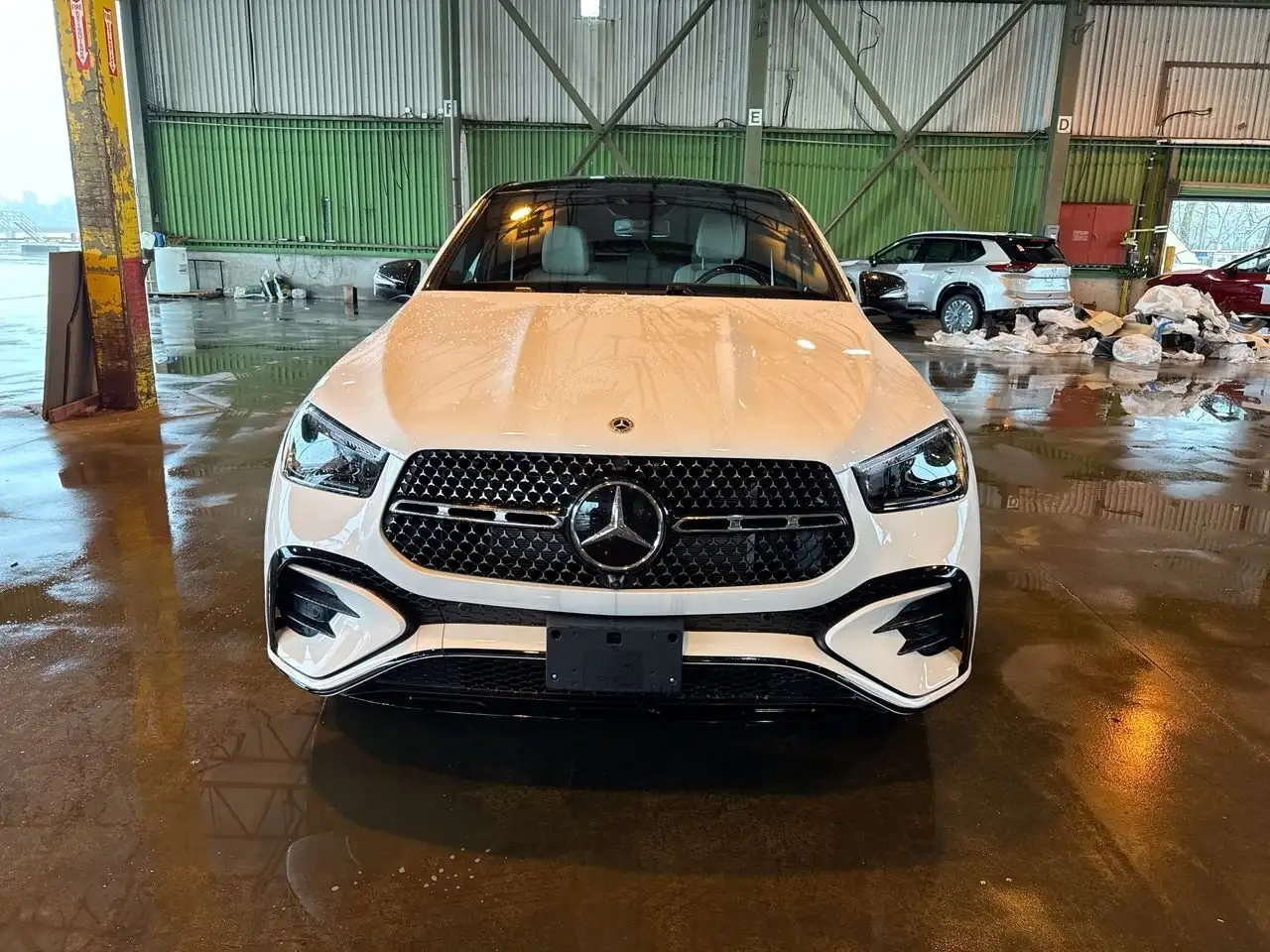 Mercedes-Benz GLE снимка Mercedes-Benz GLE