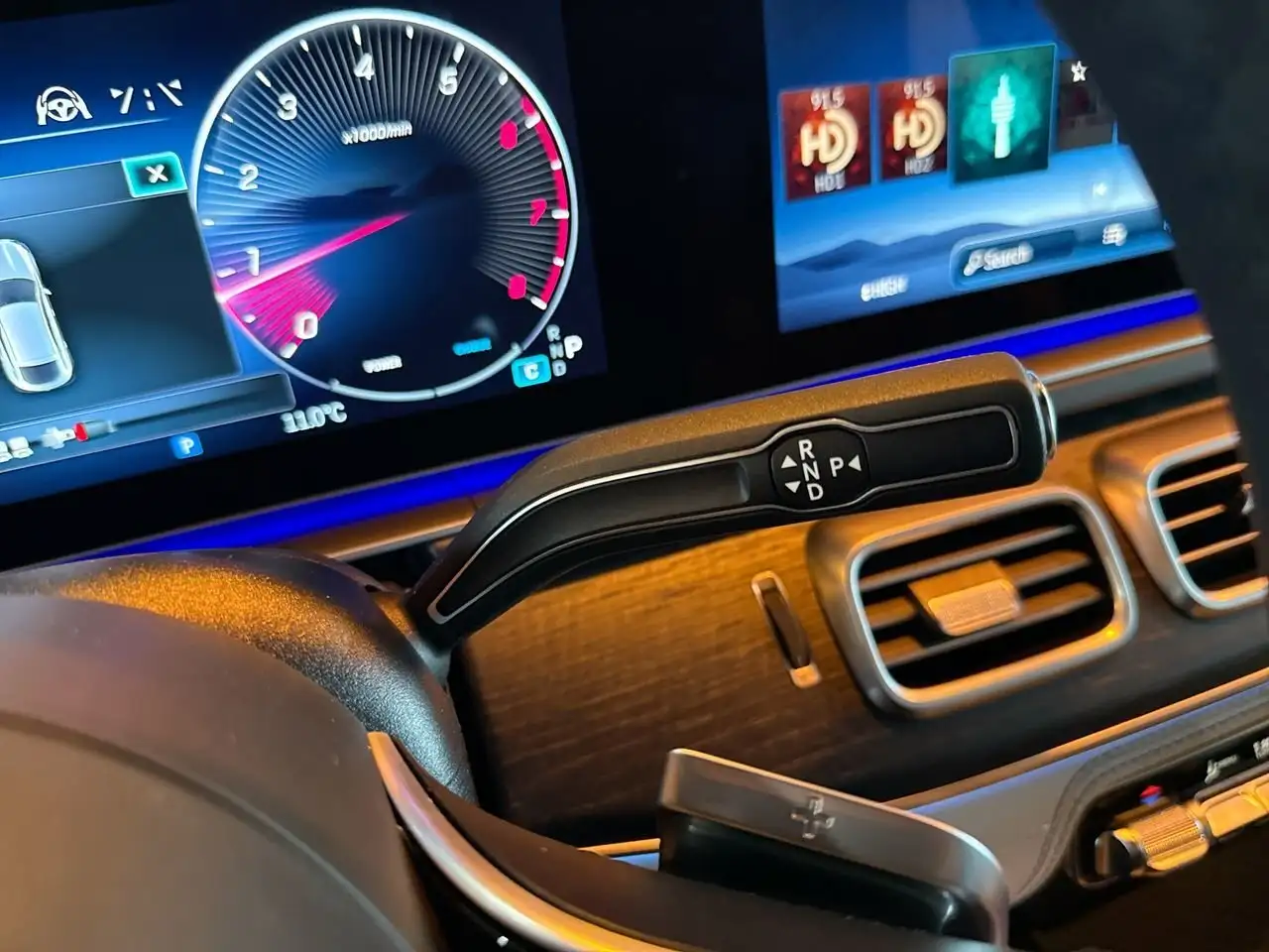 Mercedes-Benz GLE снимка Mercedes-Benz GLE
