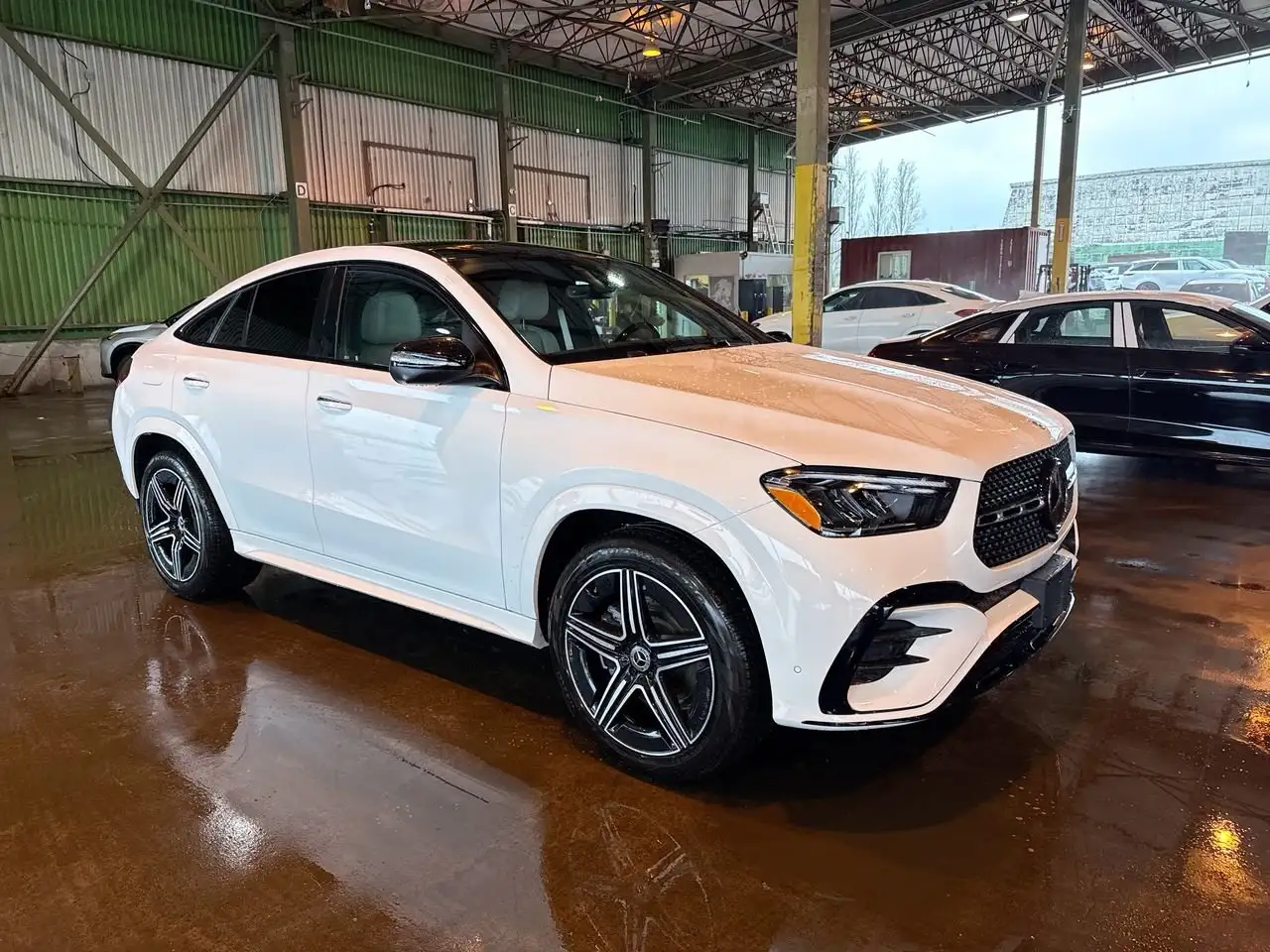 Mercedes-Benz GLE снимка Mercedes-Benz GLE
