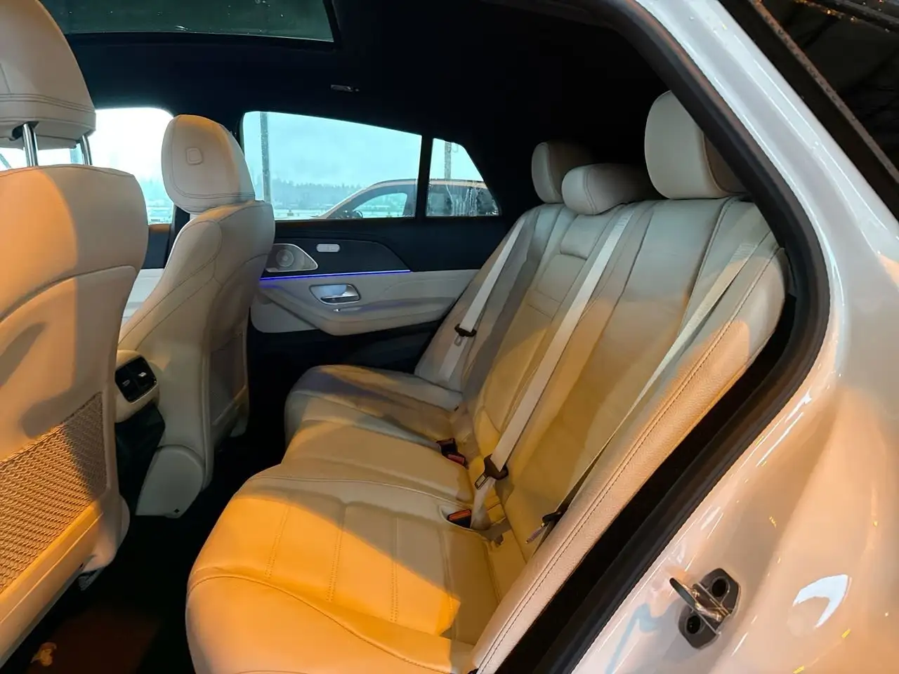 Mercedes-Benz GLE снимка Mercedes-Benz GLE