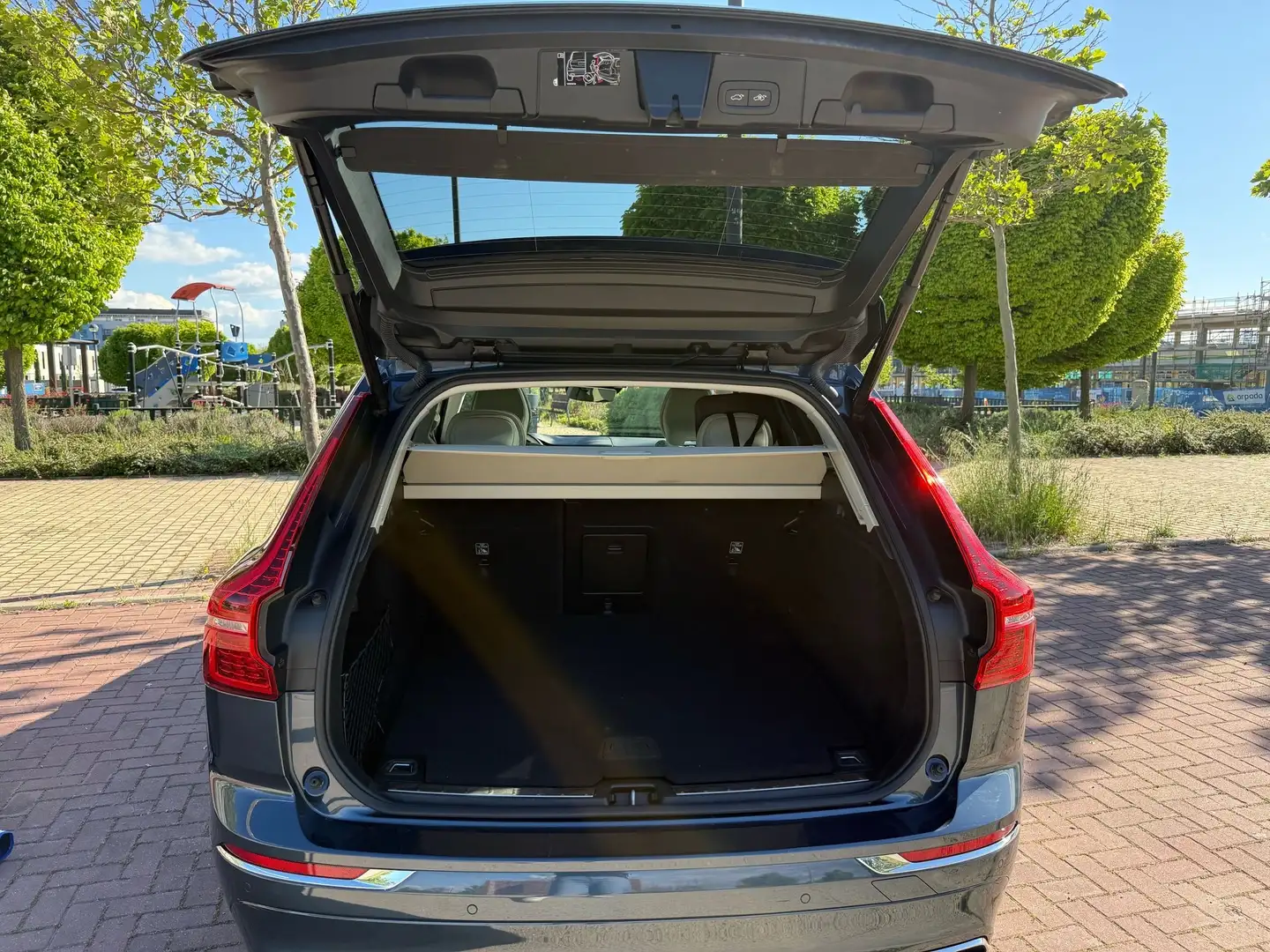 Volvo XC60 B4 Inscription FWD Aut. - 2