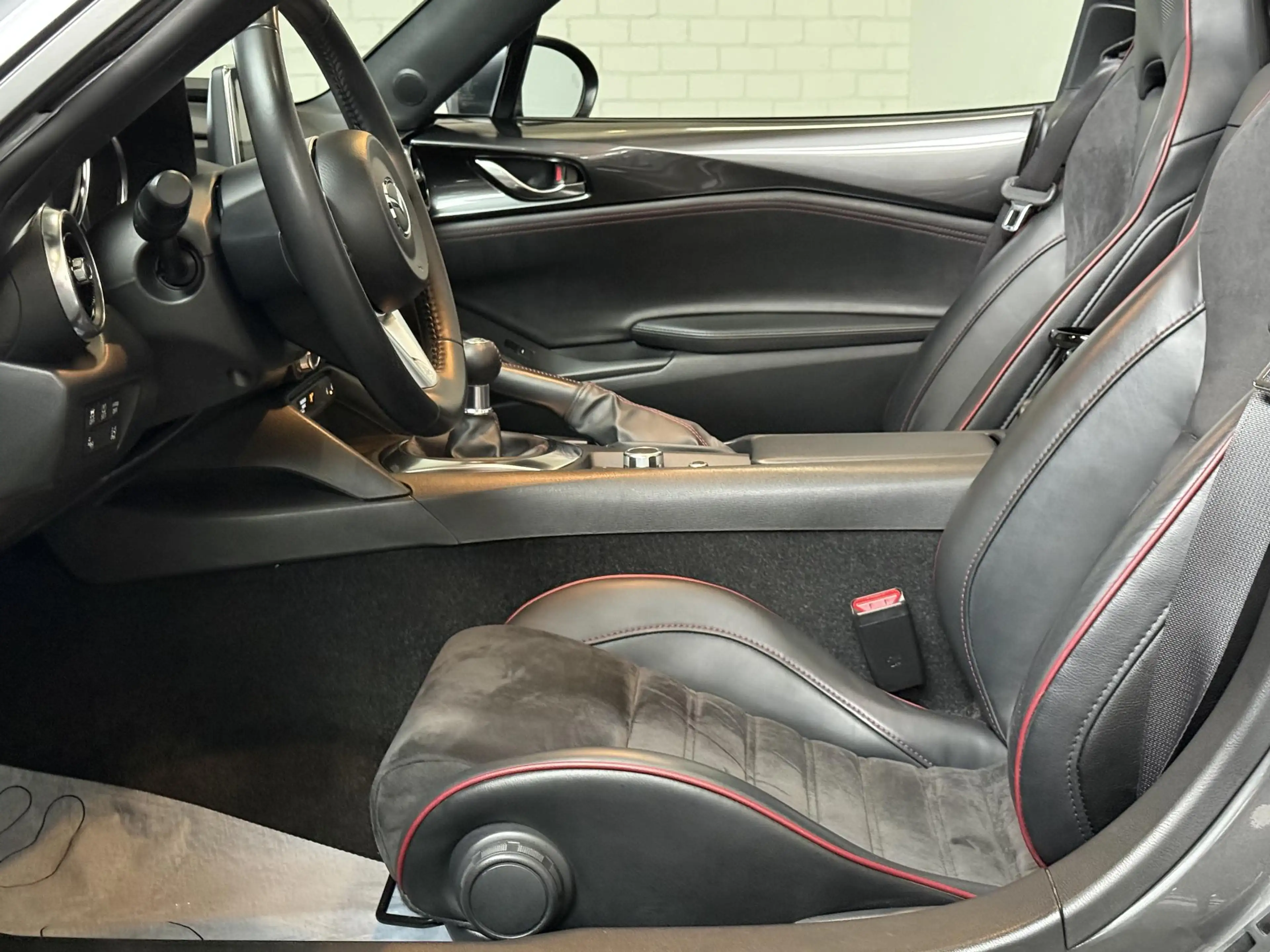 Mazda MX-5 RF 2.0 SkyActiv-G 160 GT-M | RECARO | BILSTEIN | C — photo 3