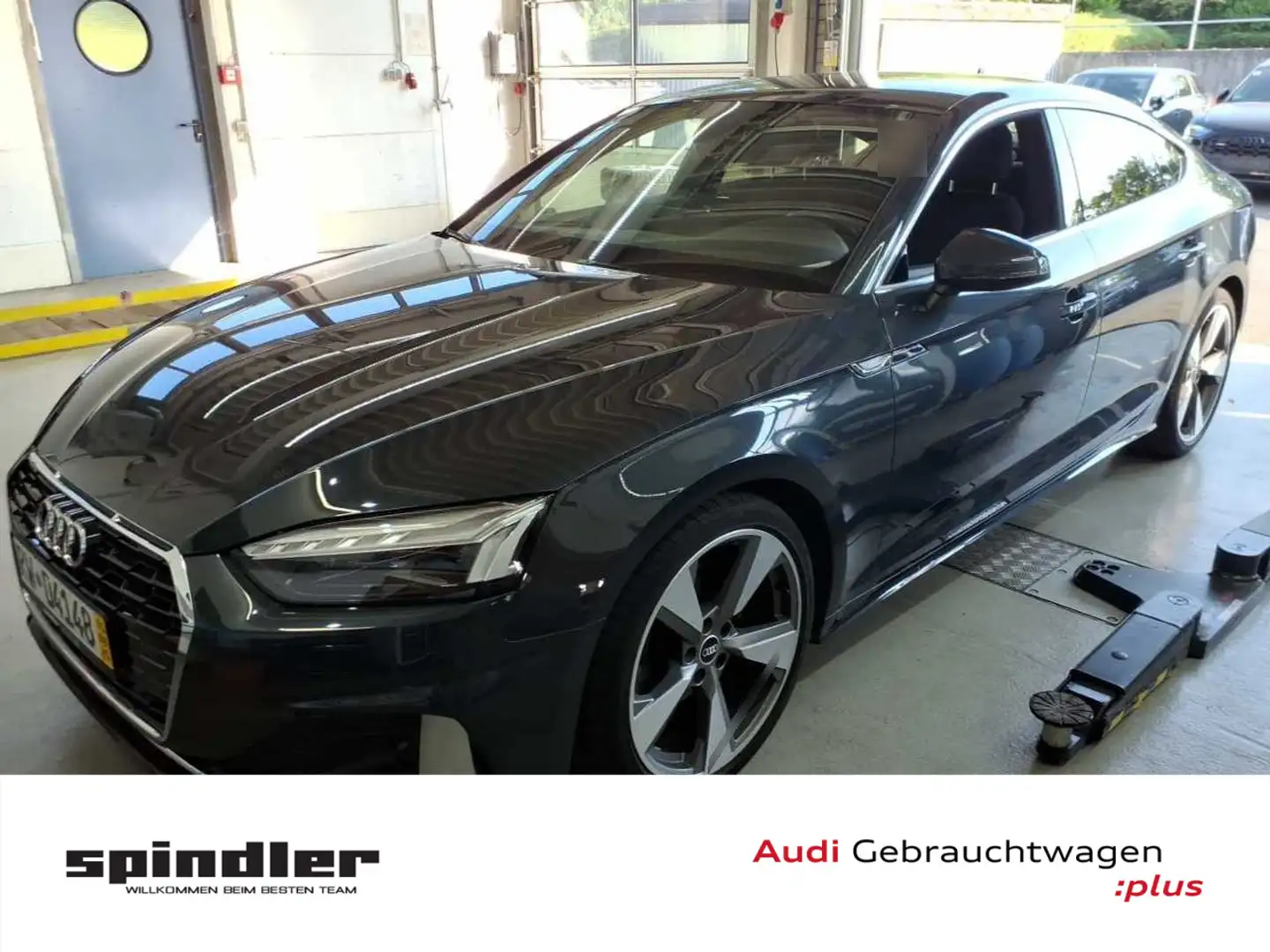 Audi A5 S-Line 35TFSI S-tronic/ MatrixLaser Grau - 1