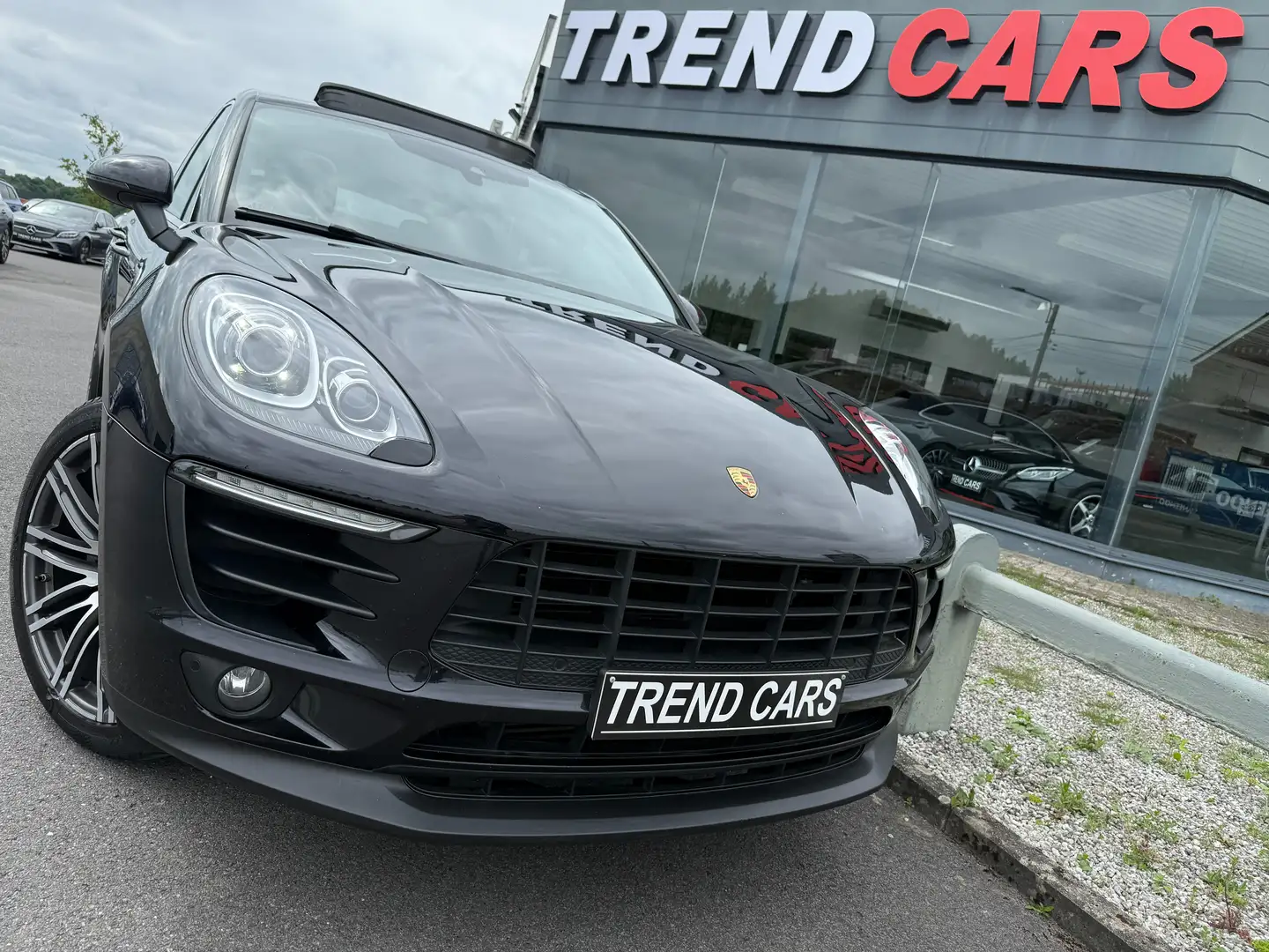 Porsche Macan 2.0 Turbo PDK TOIT PANO LED BI-XENON SUSPENS.SPORT Чорний - 1
