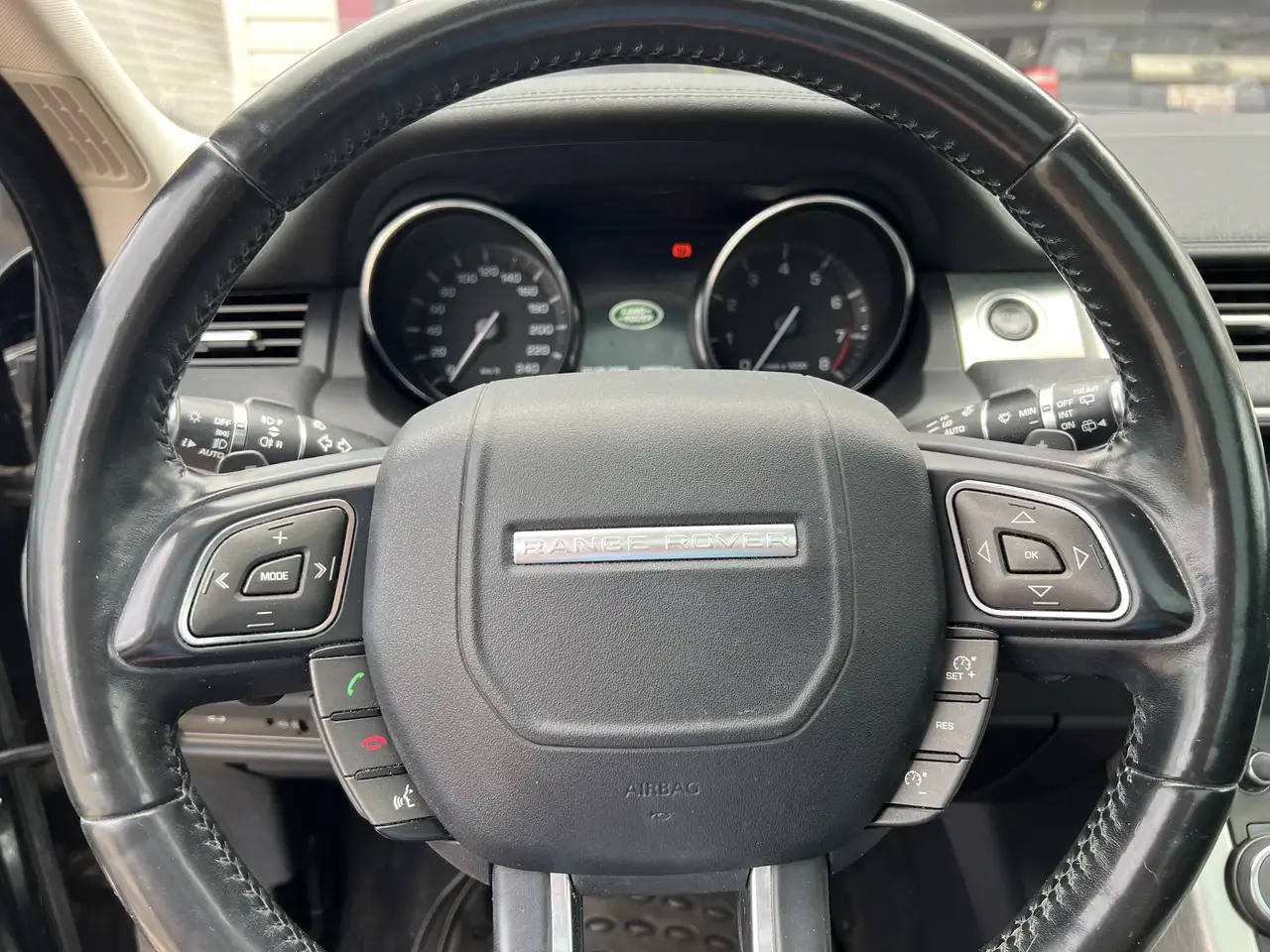 Land Rover Range Rover Evoque снимка Land Rover Range Rover Evoque