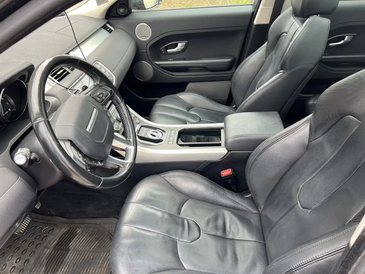 Land Rover Range Rover Evoque снимка Land Rover Range Rover Evoque