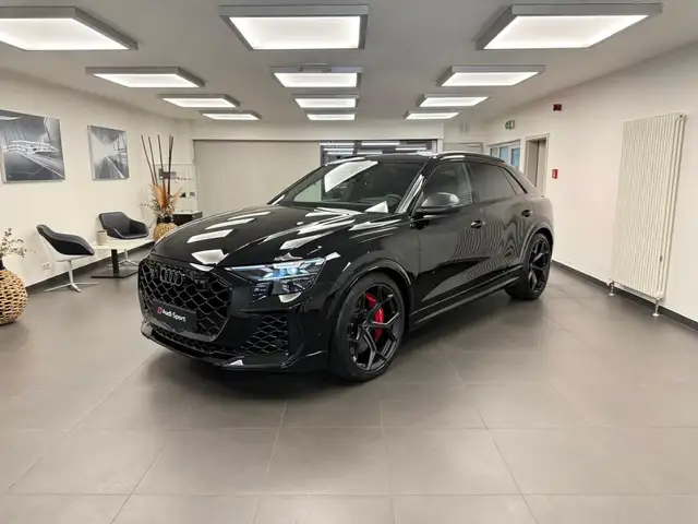 Audi RS Q8 SUV TFSI quattro performance 640CV / 471 kW tiptro