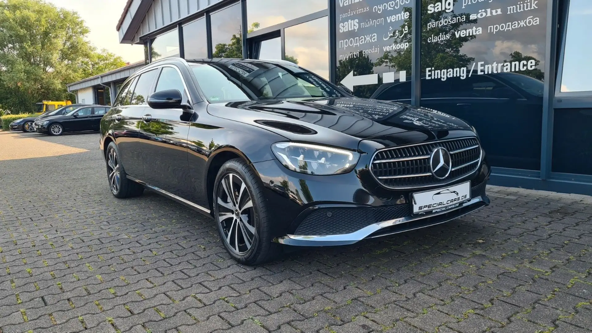 Mercedes-Benz E 300 de T - AVANTGARDE - AHK - 8x ALU Noir - 1