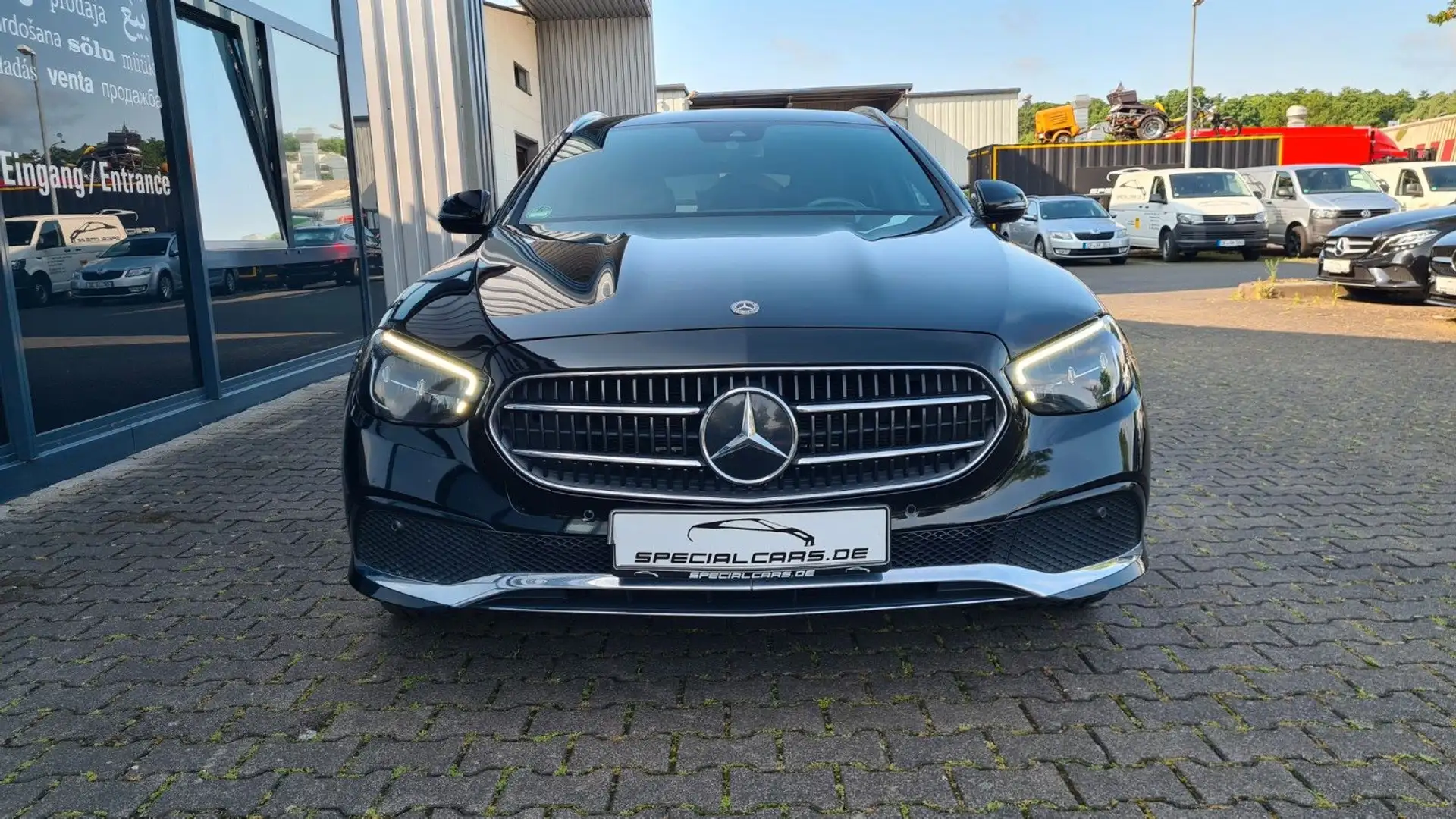 Mercedes-Benz E 300 de T - AVANTGARDE - AHK - 8x ALU Noir - 2