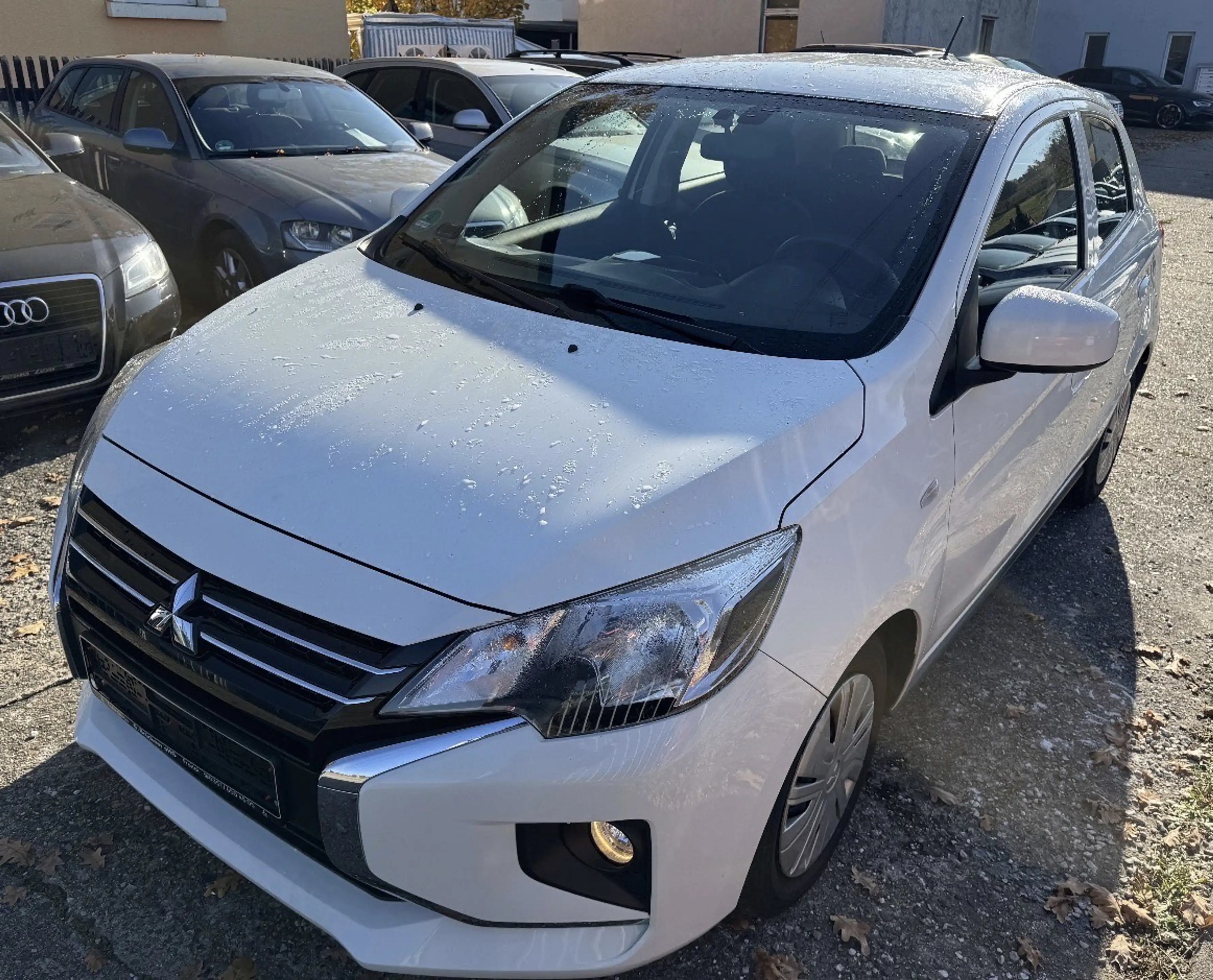 Mitsubishi Space Star Select ,Werksneuer Motor 100 km