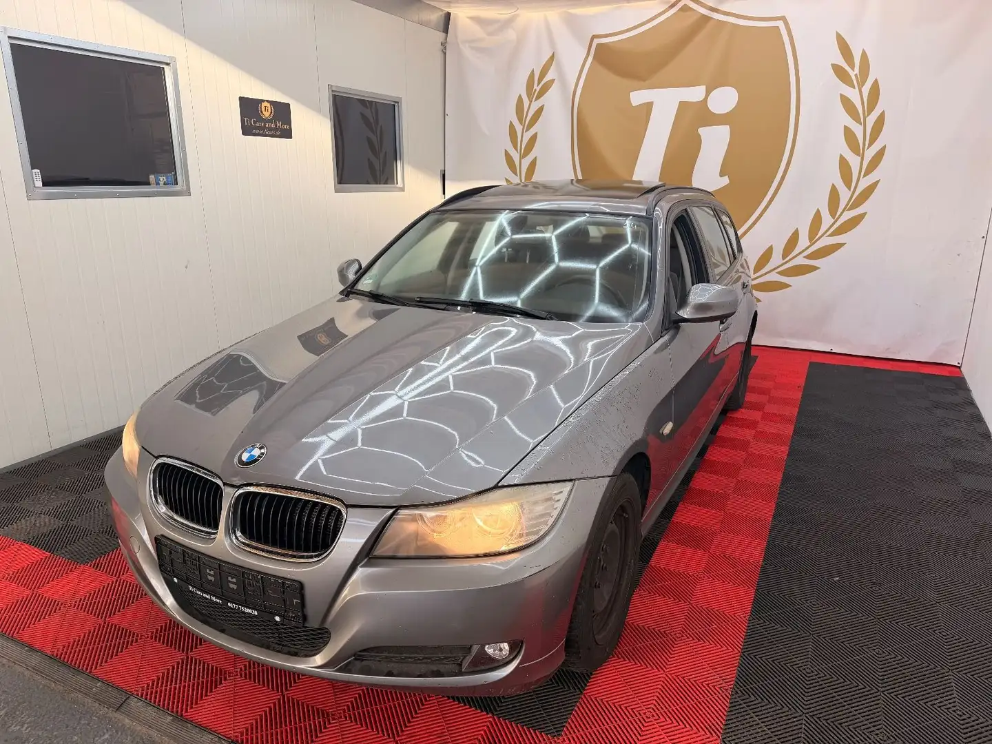 BMW 318 d Touring *Automatik*TÜV NEU Szürke - 1