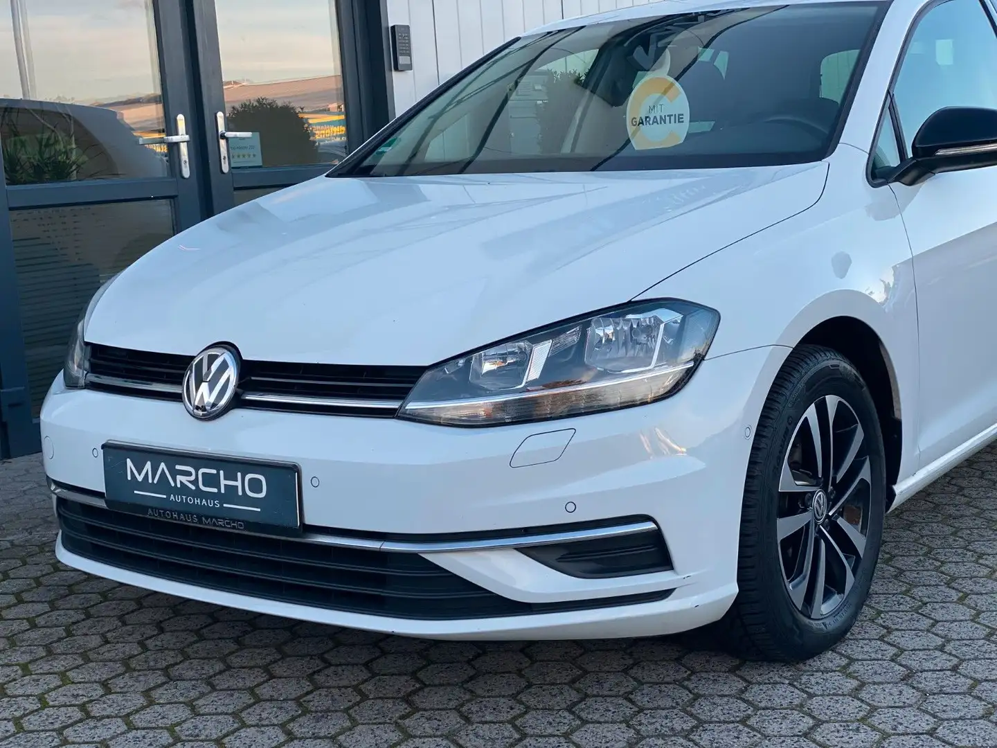 Volkswagen Golf VII Lim. IQ.DRIVE Start-Stopp*NAVI*SCR* Blanc - 2