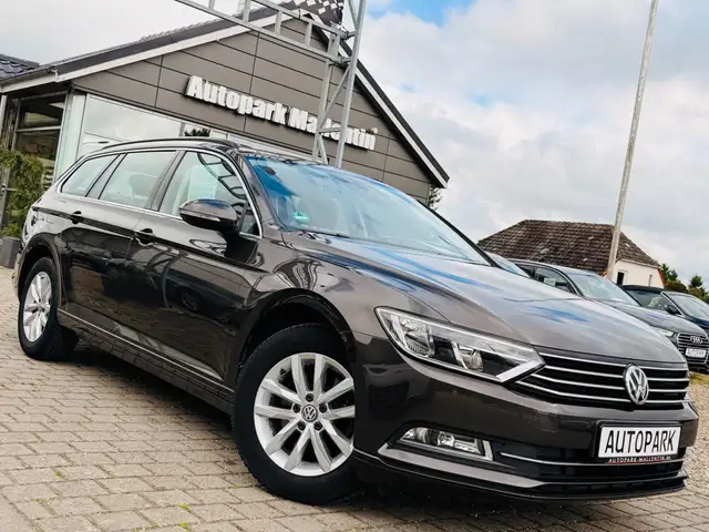 Volkswagen Passat main image