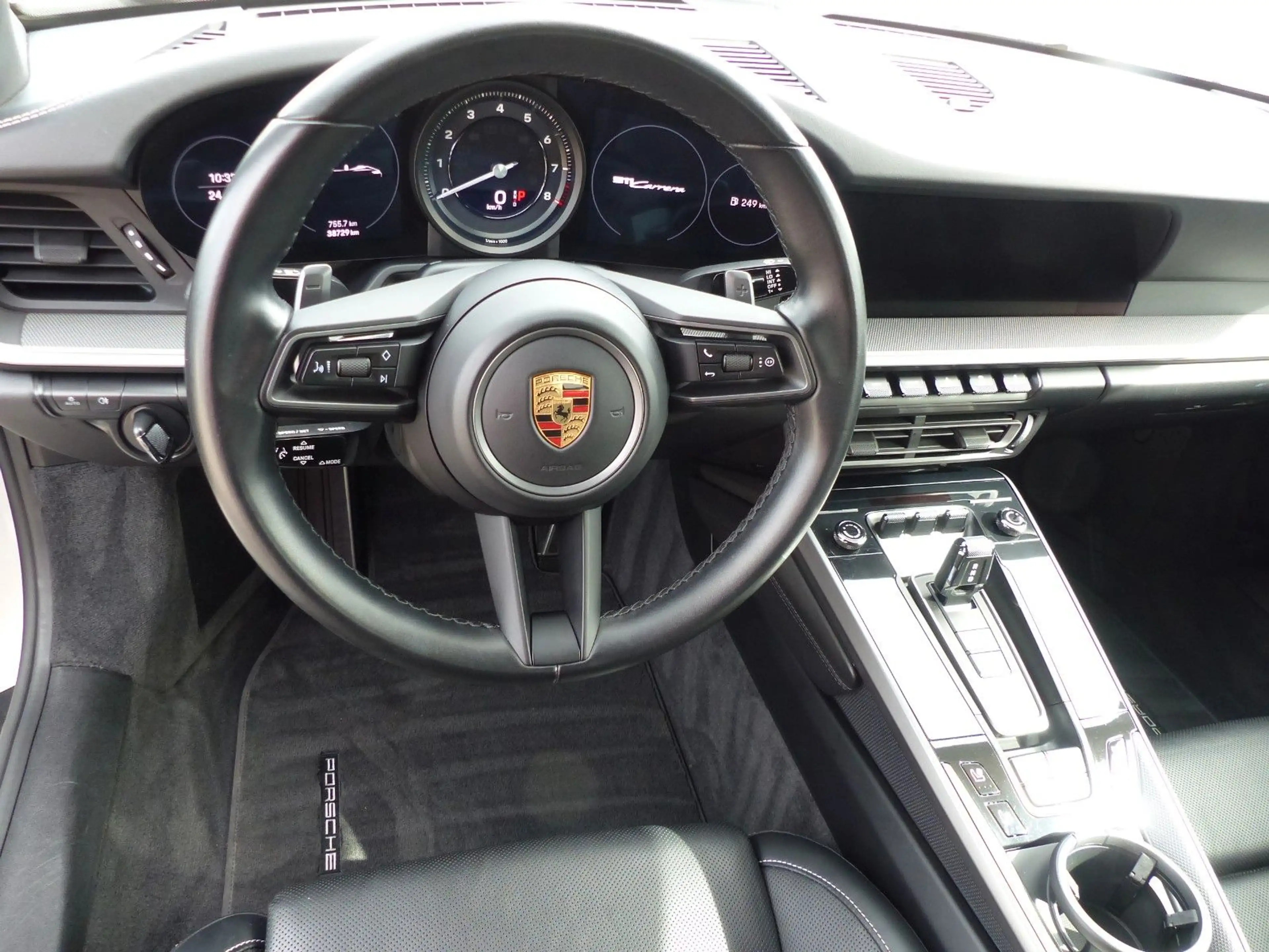 Porsche 992 Cabrio 100% PZ-Service Approved bis 11-27 — photo 12