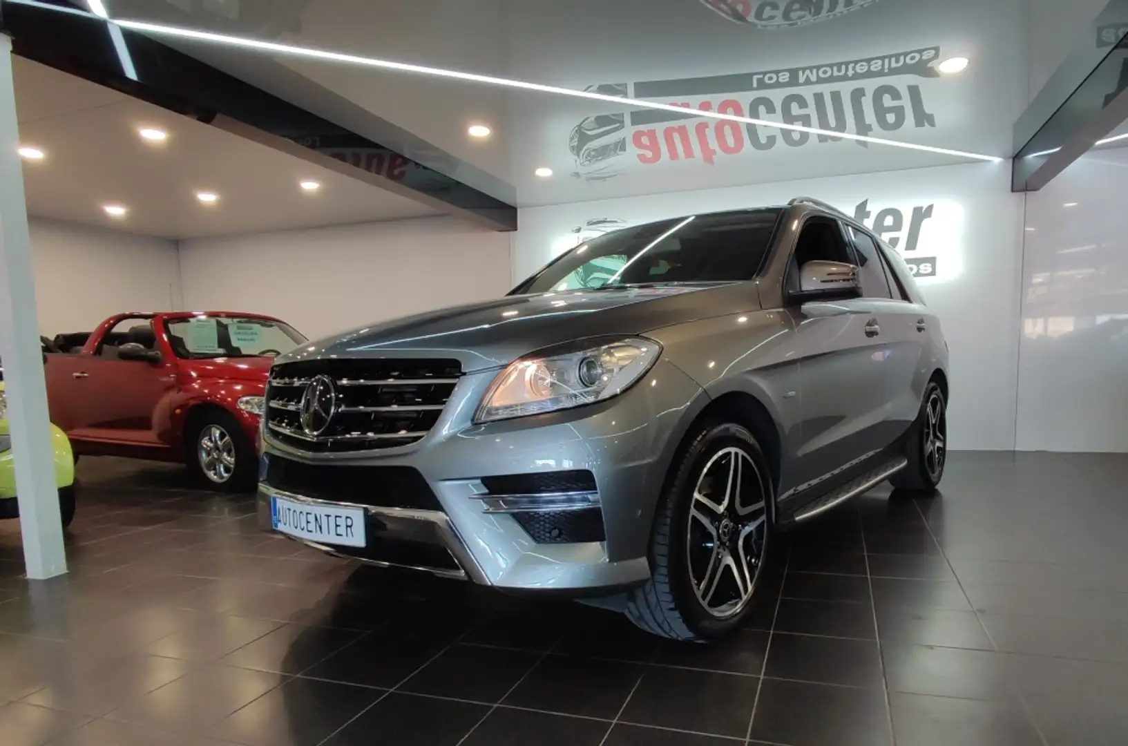 Mercedes-Benz ML 350 350BlueTec 4M 7G Plus Grijs - 1