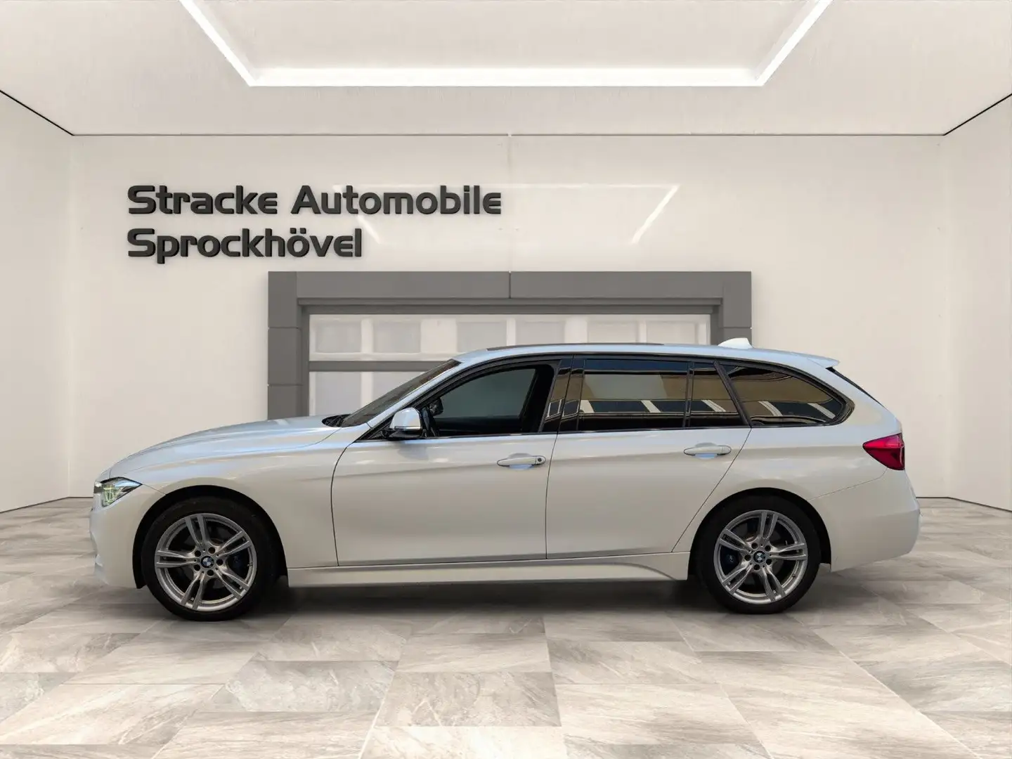 BMW 320 d Touring xDrive Sport Line*Automatik* M-Tec Weiß - 2